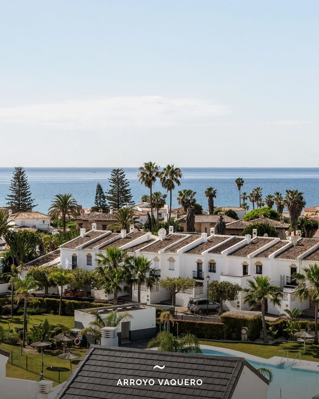 EXCLUSIVE LISTING | Arroyo Vaquero, Estepona

Experience contemporary coastal living in this sleek beachside penthouse just West of Estepona. With expansive terraces and striking Mediterranean views, this residence offers a perfect blend of modern st