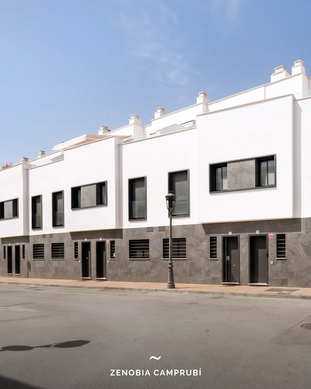 EXCLUSIVE | Zenobia Camprub&iacute;, Cancelada

This newly built modern townhouse enjoys a quiet setting right in the centre of Cancelada, with shops, restaurants and everyday amenities all within walking distance. Arranged over three floors, it offe