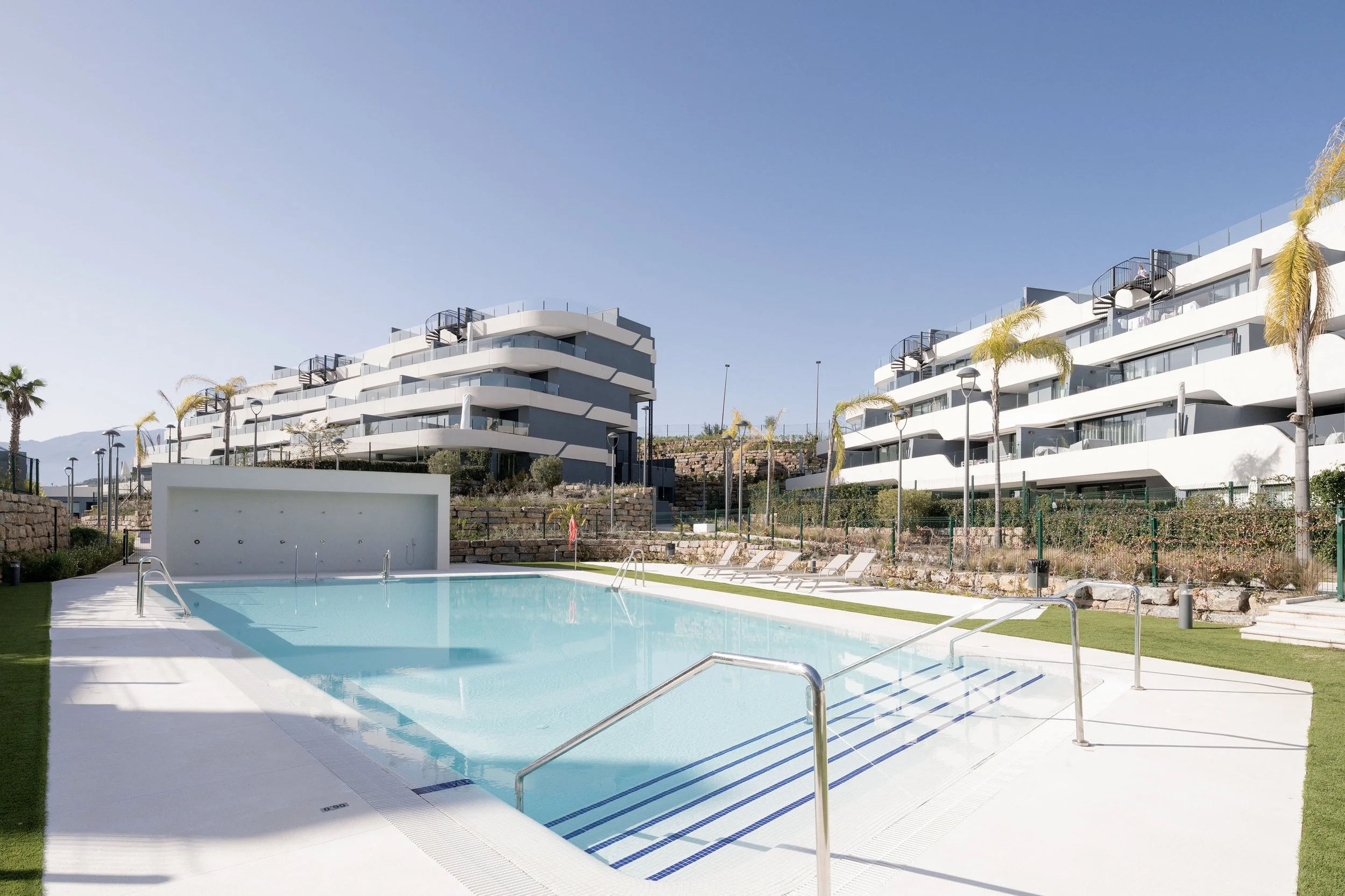 Oasis 325 732-24 2.jpg