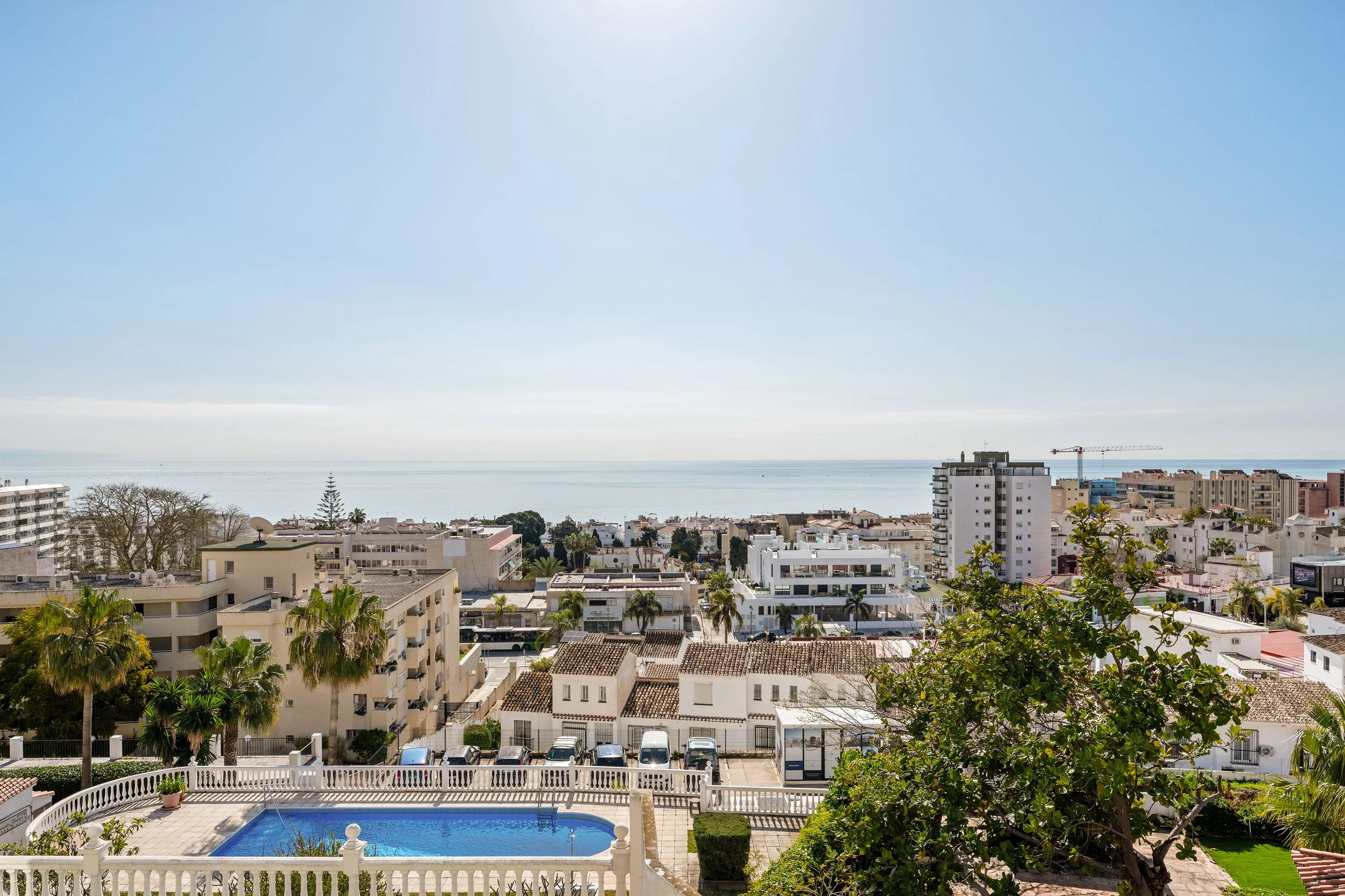 Torremolinos Violin 16 Bajo-17.jpg