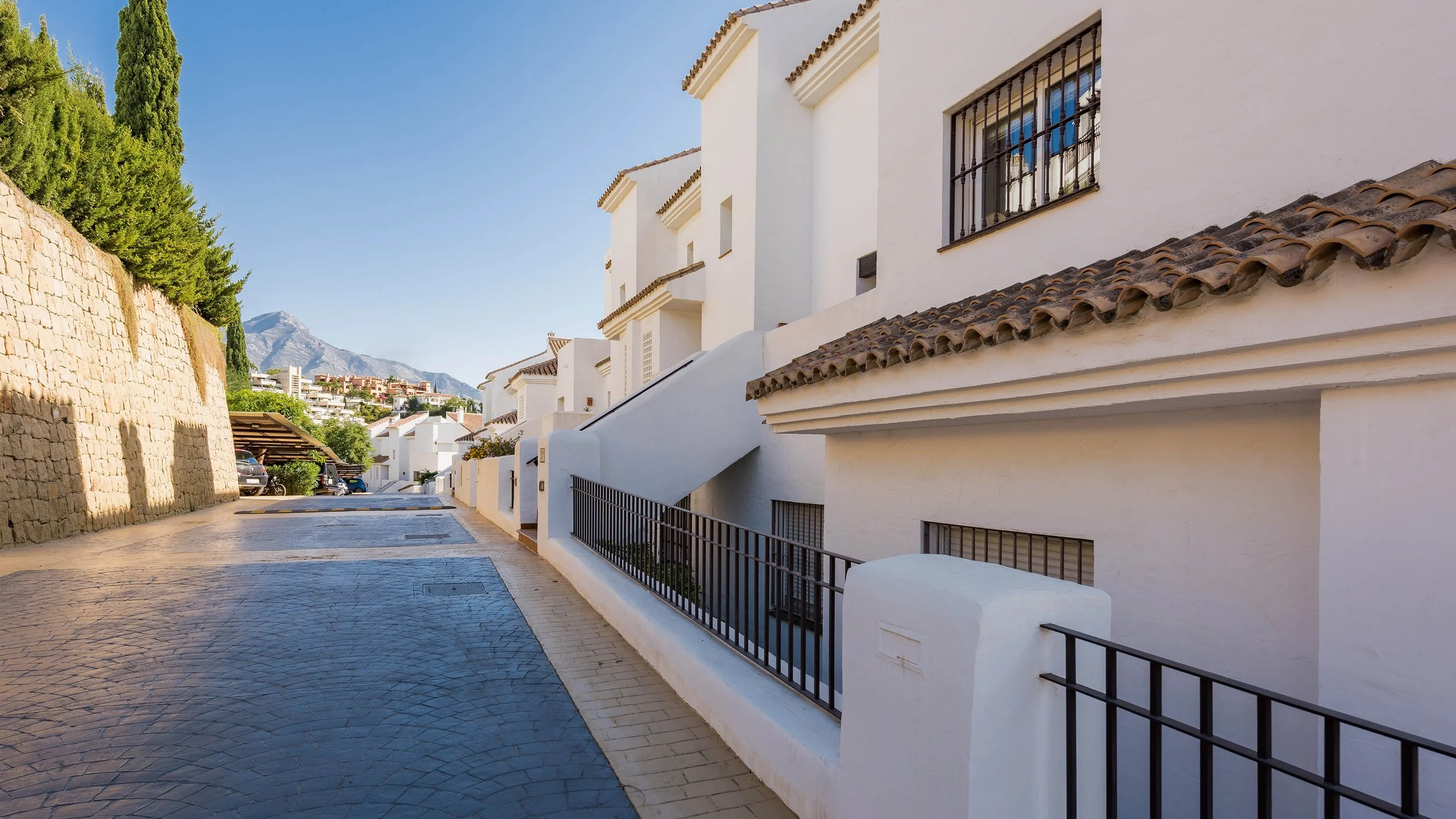 La Quinta Village 1511-21.jpg