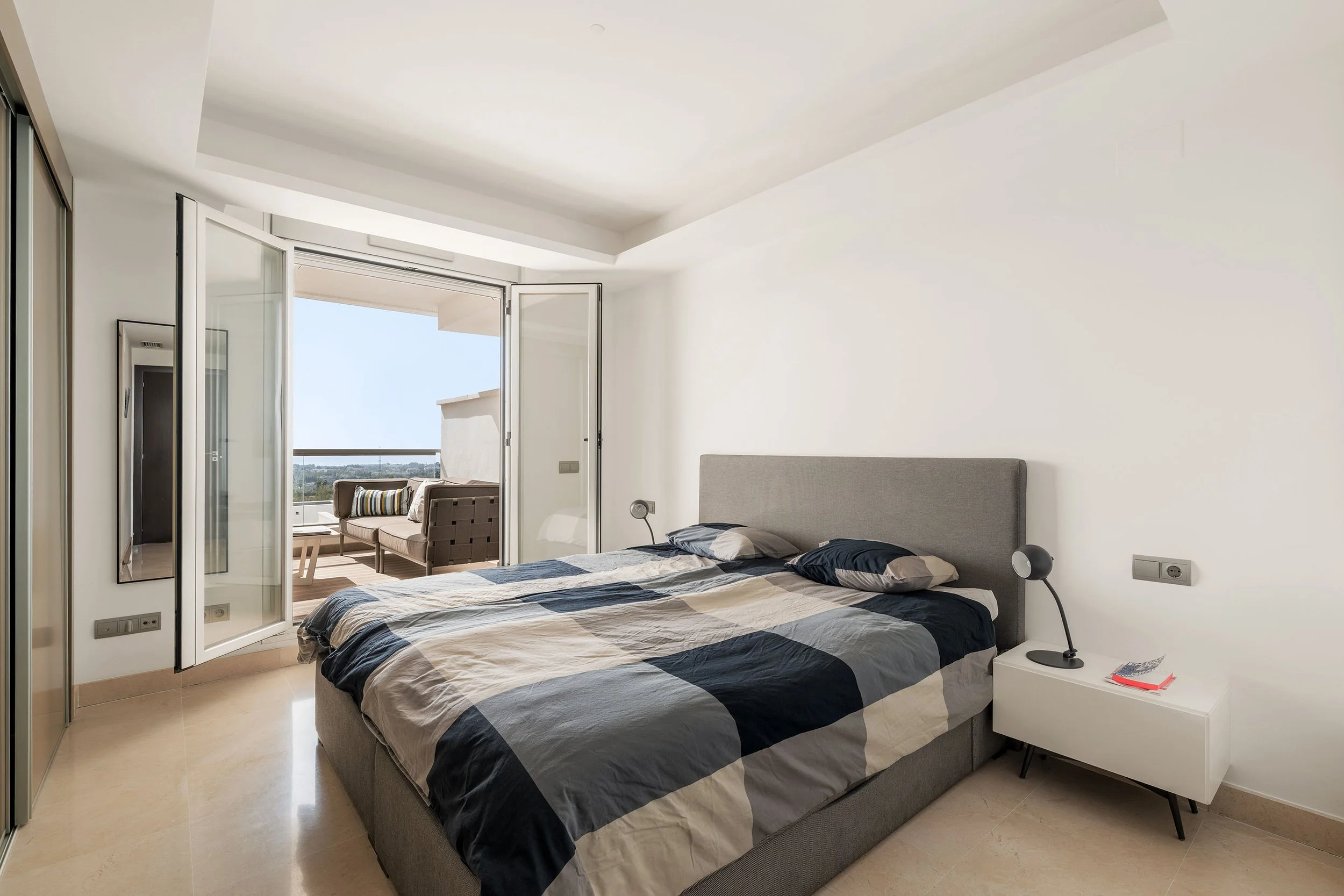 Los Arqueros Avalon B8 5-6.jpg