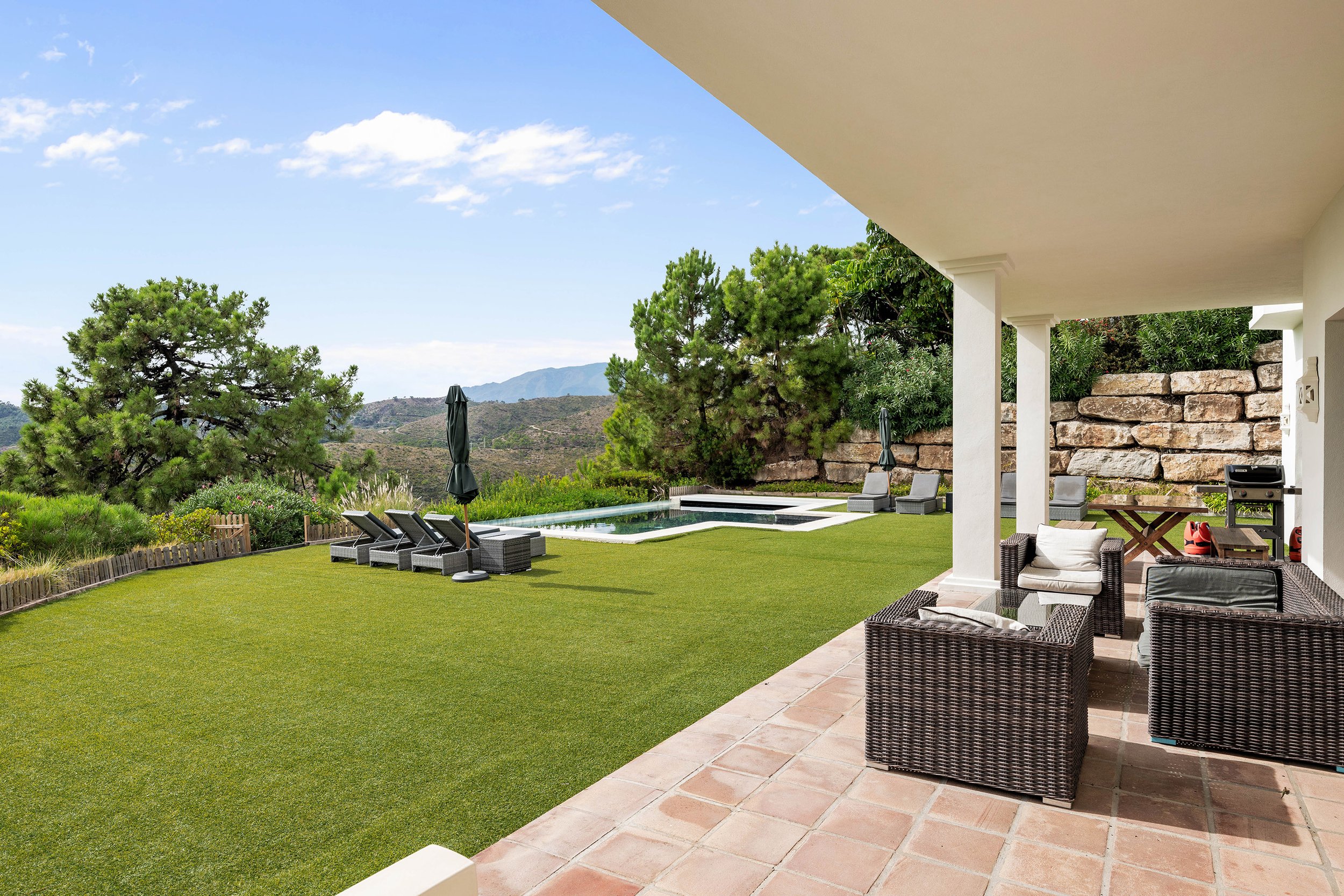 Montemayor C9-34.jpg