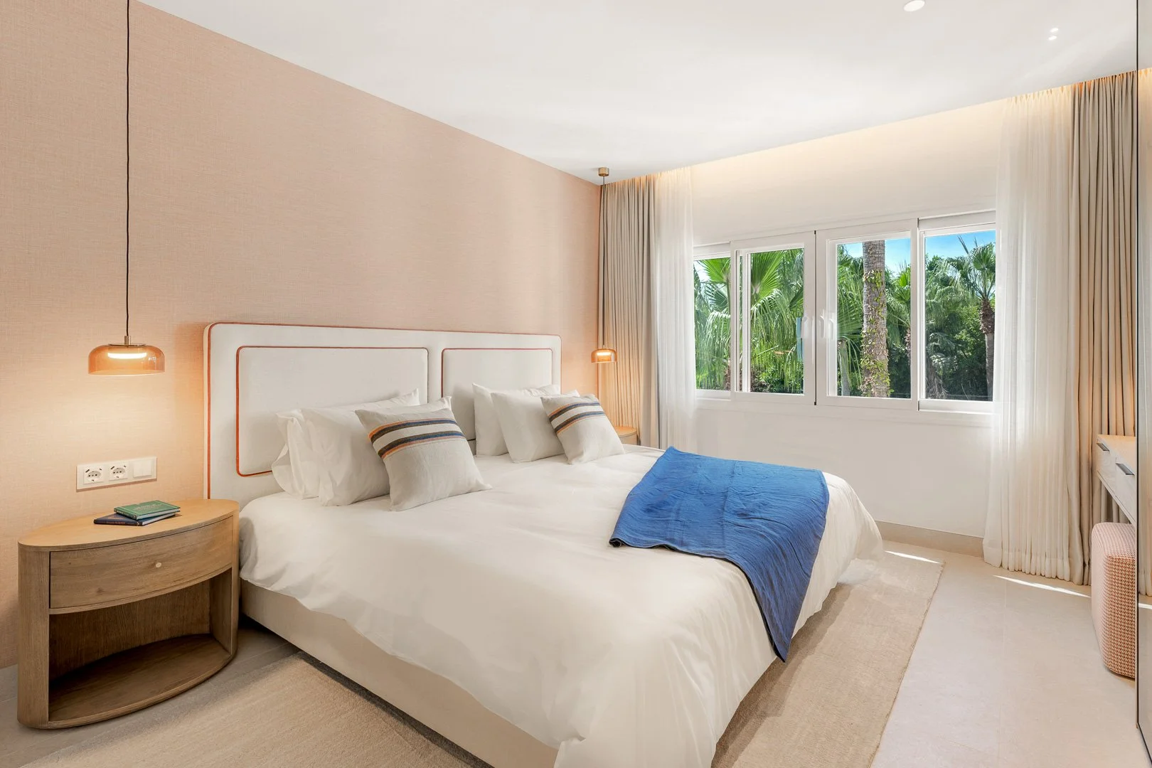 35 Bahia del Velerin 1-6.jpg