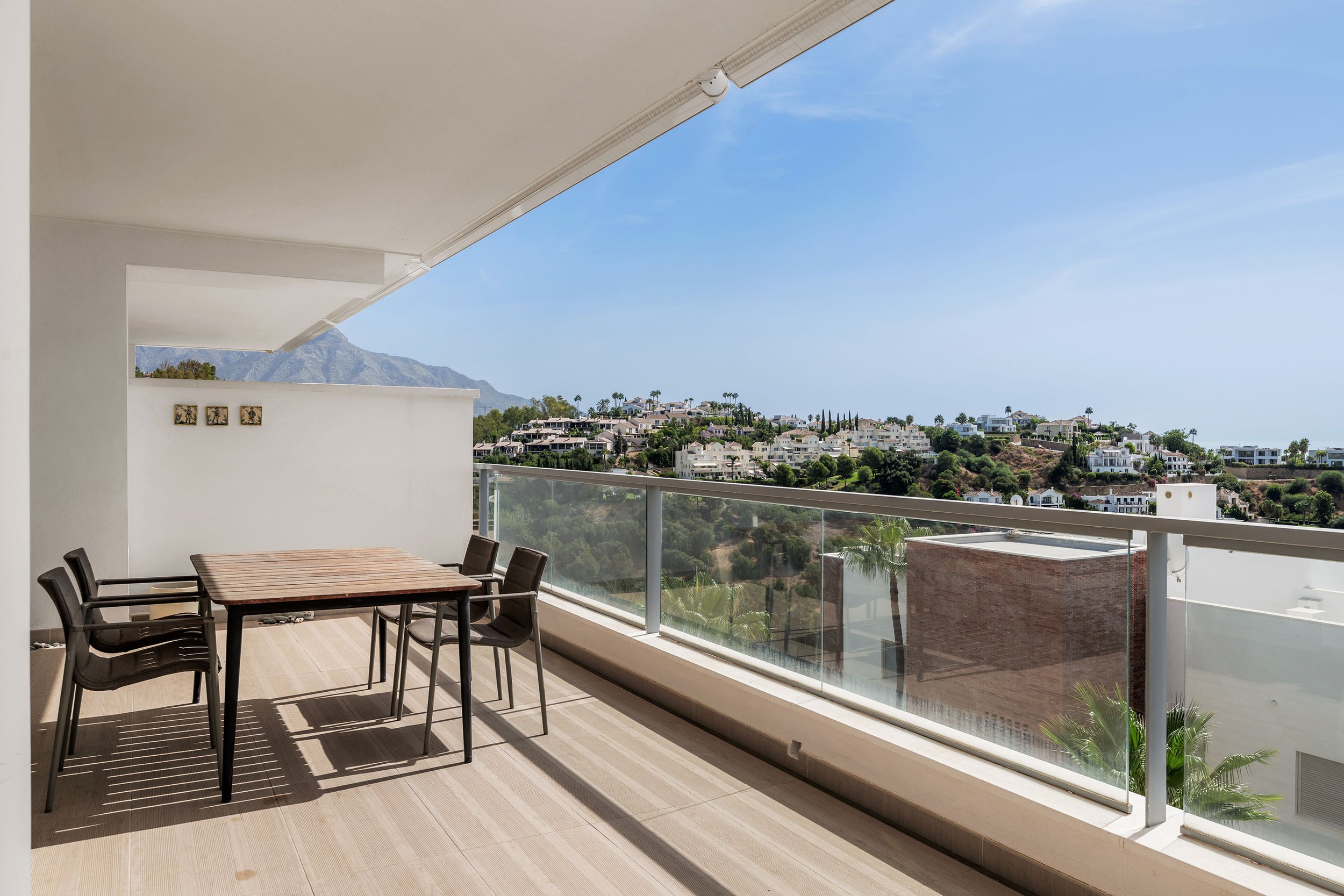 Los Arqueros Avalon B8 5-19.jpg