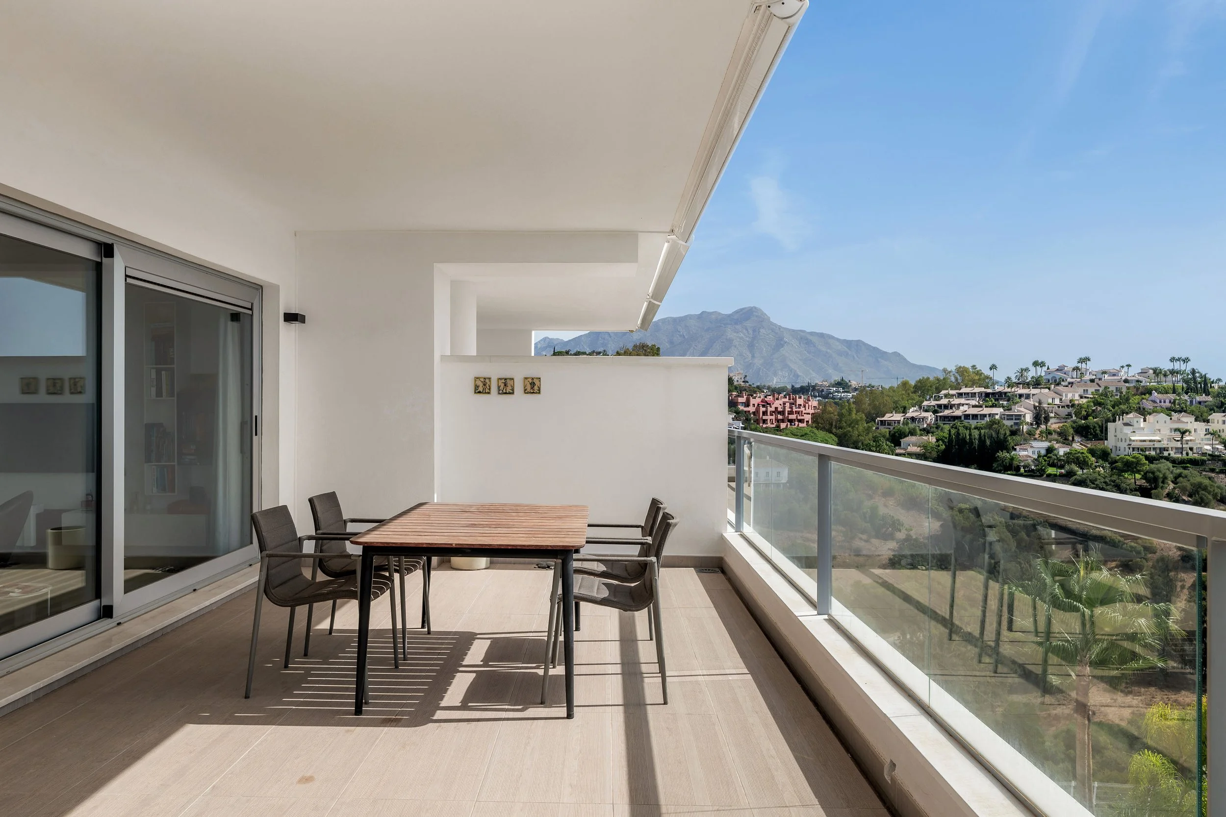 Los Arqueros Avalon B8 5-20.jpg