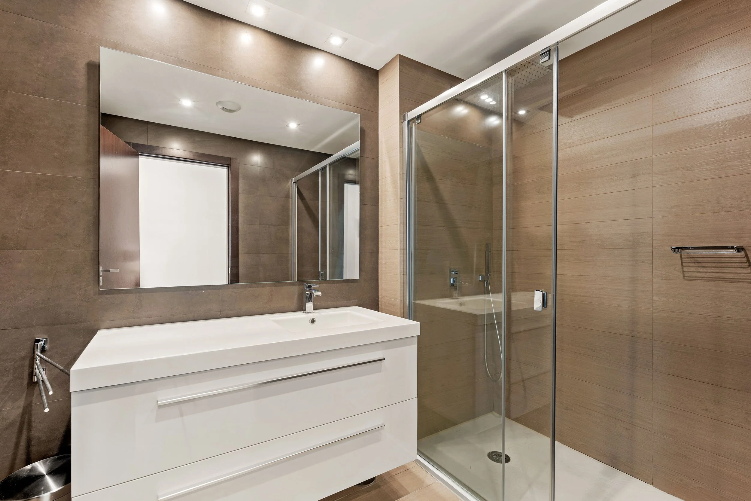 Los Arqueros Avalon B8 5-5.jpg
