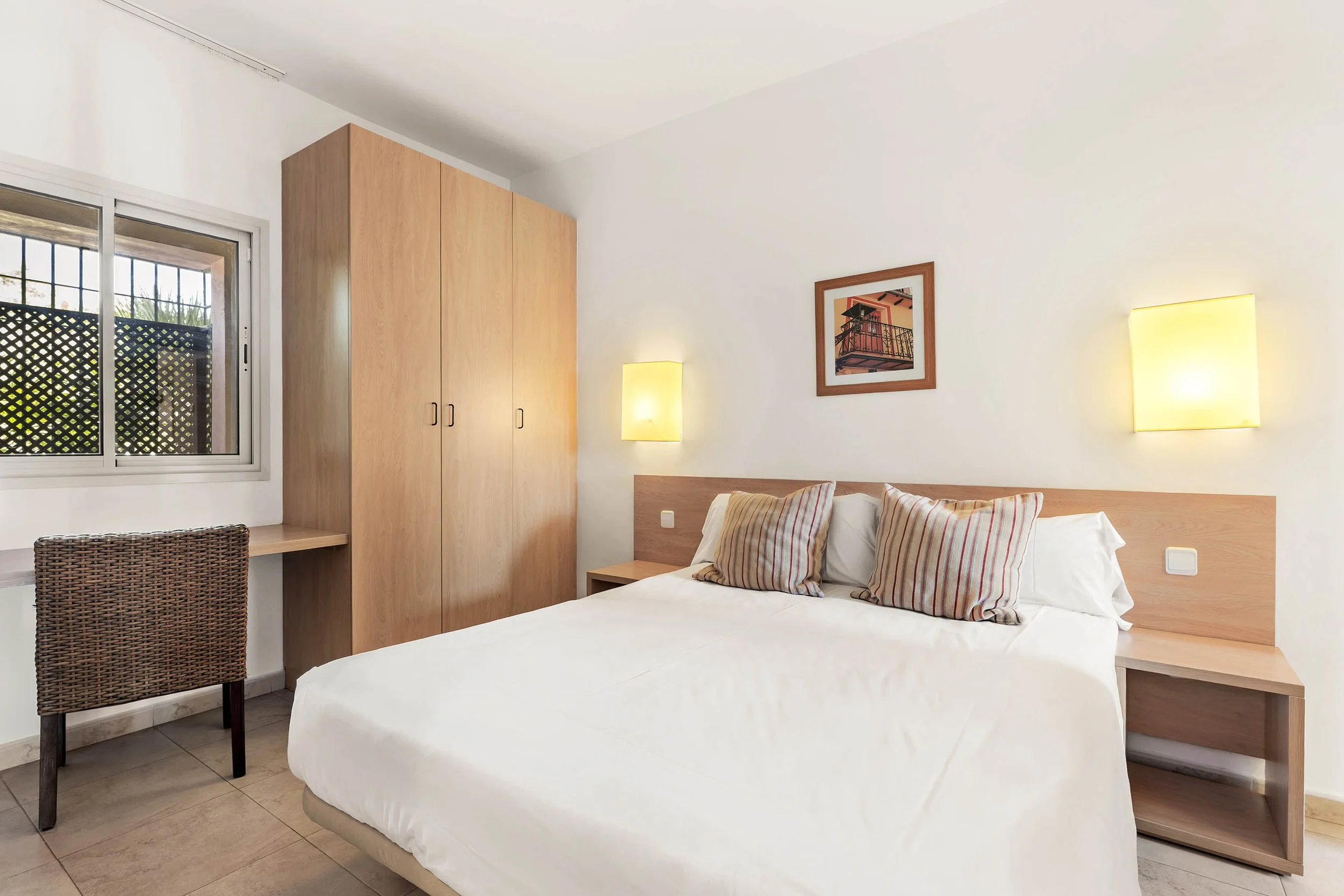 Costa del Sol Aparthotel-4.jpg