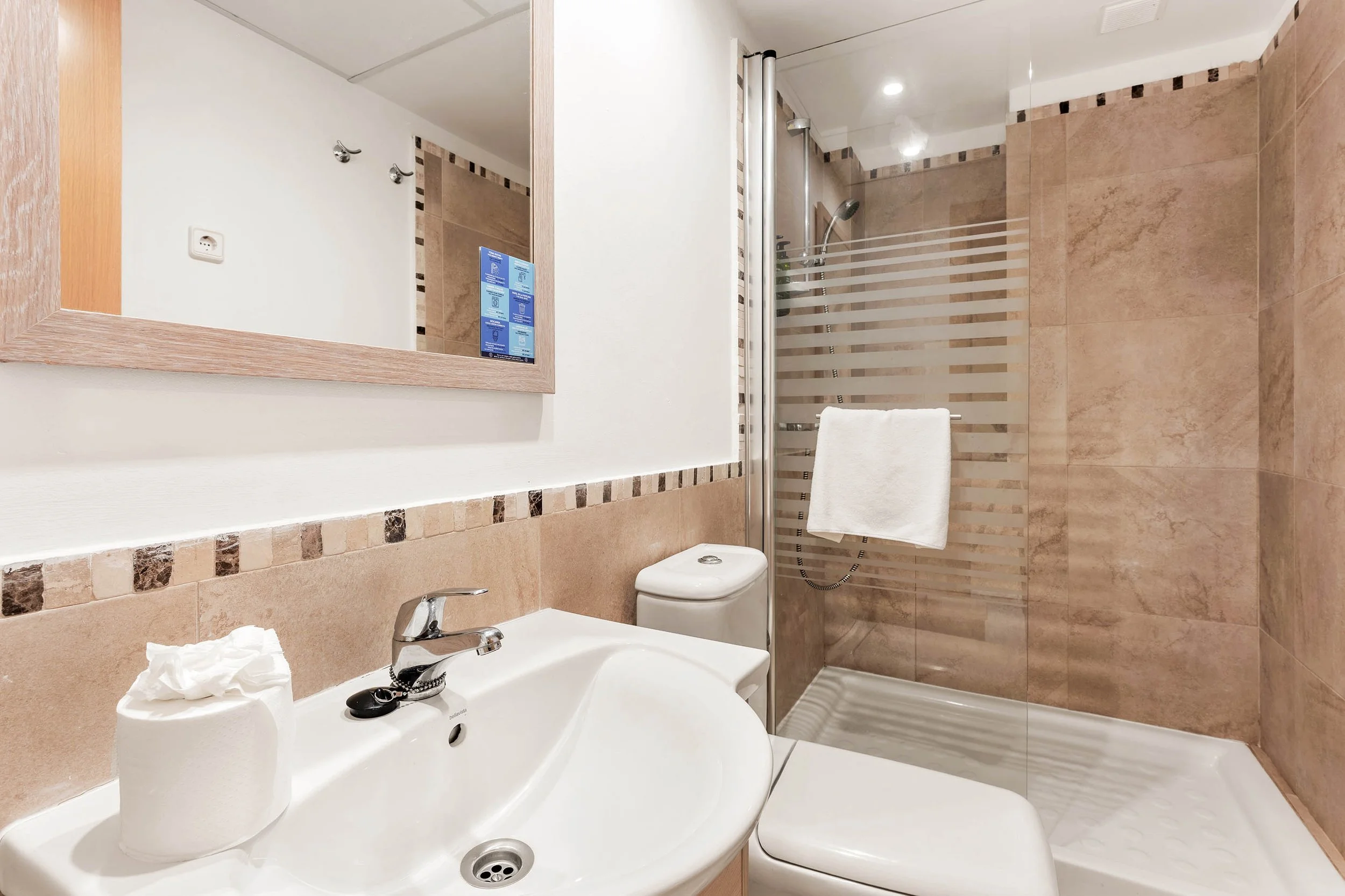 Costa del Sol Aparthotel-3.jpg