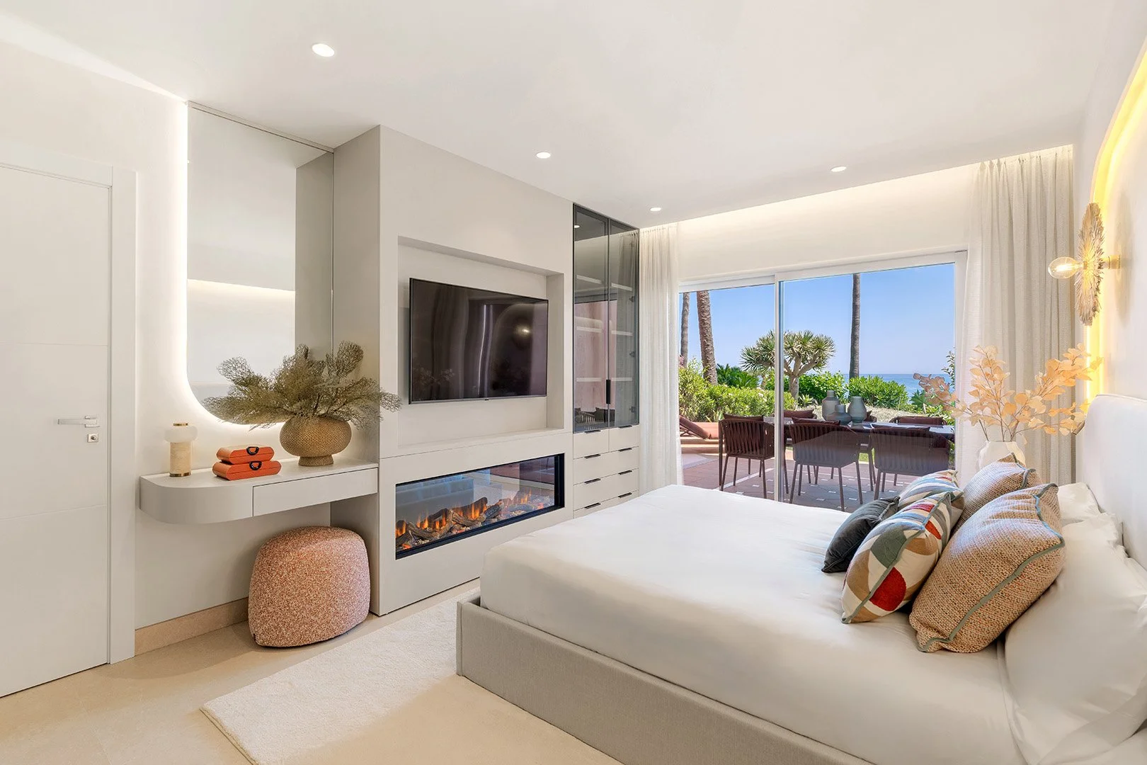 19 Menara Master bedroom 1.jpg