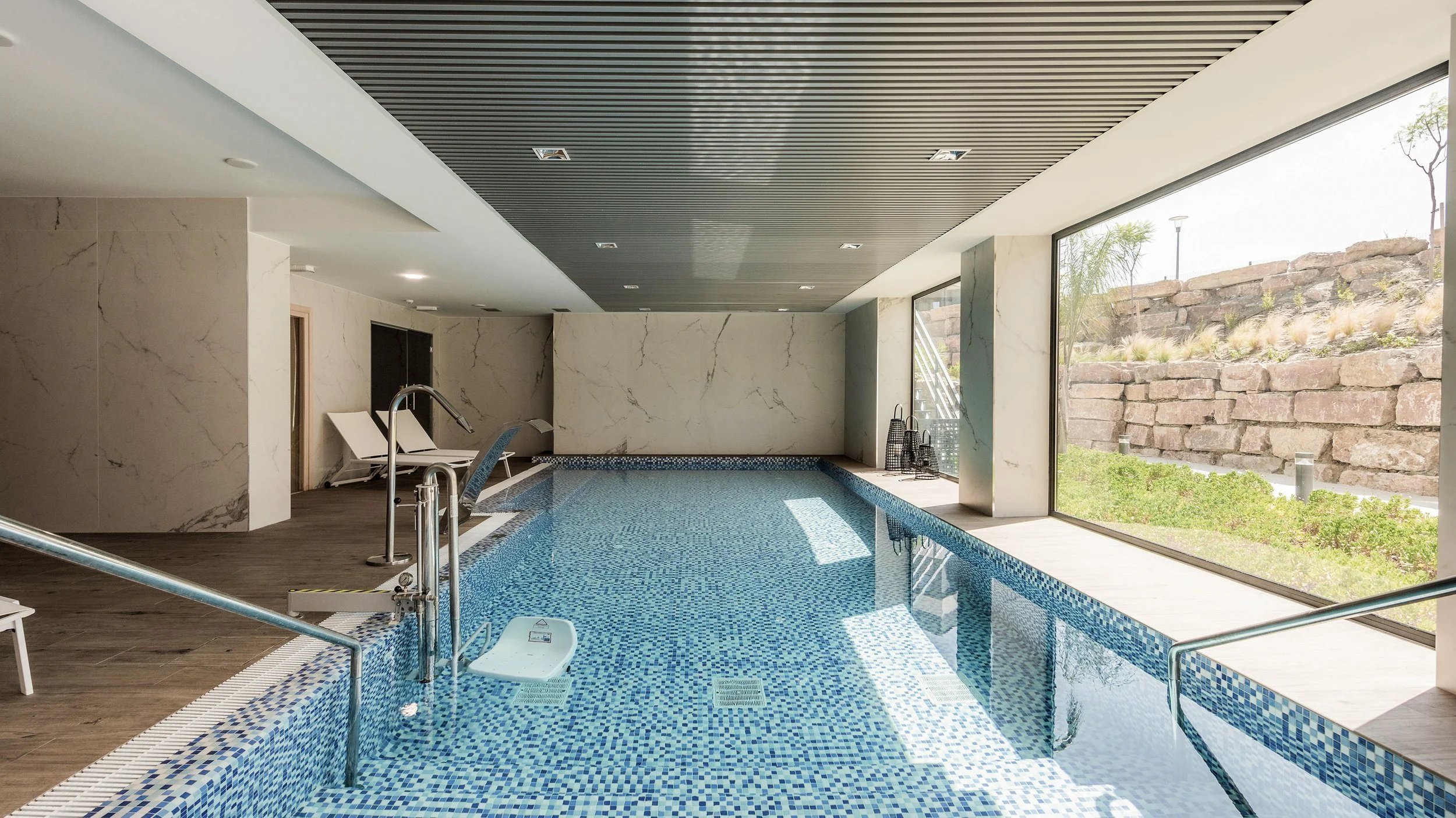 Oasis 325 732-29.jpg