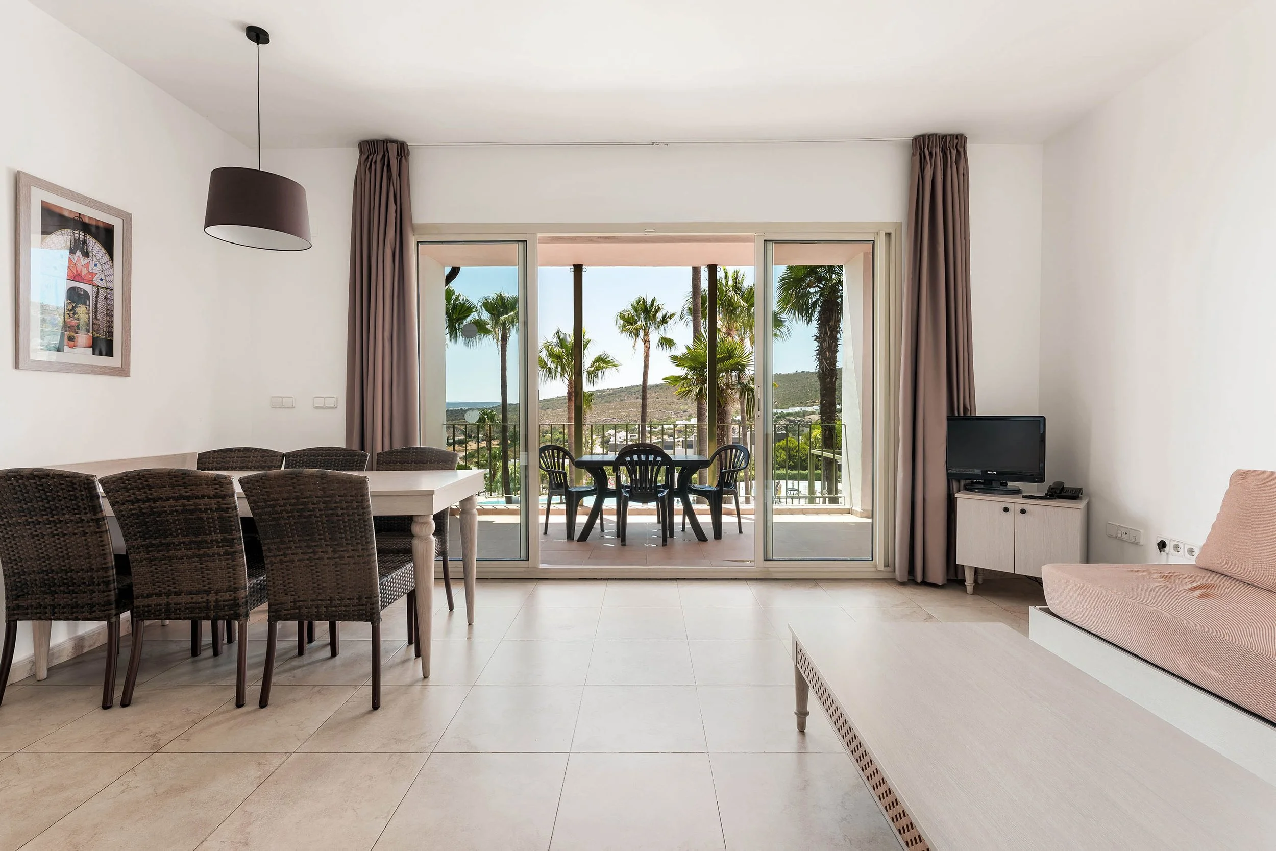 Costa del Sol Aparthotel-8.jpg