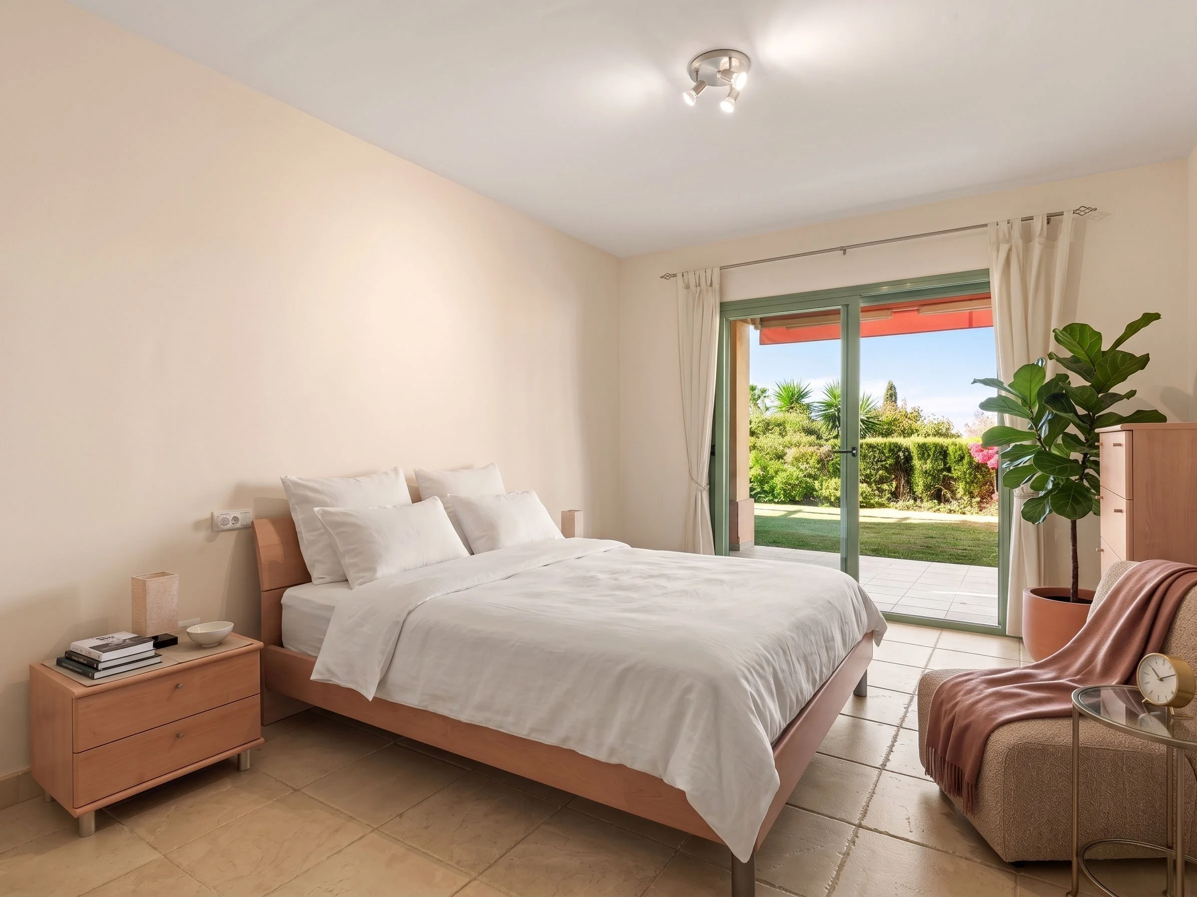 bedroom-1.jpg