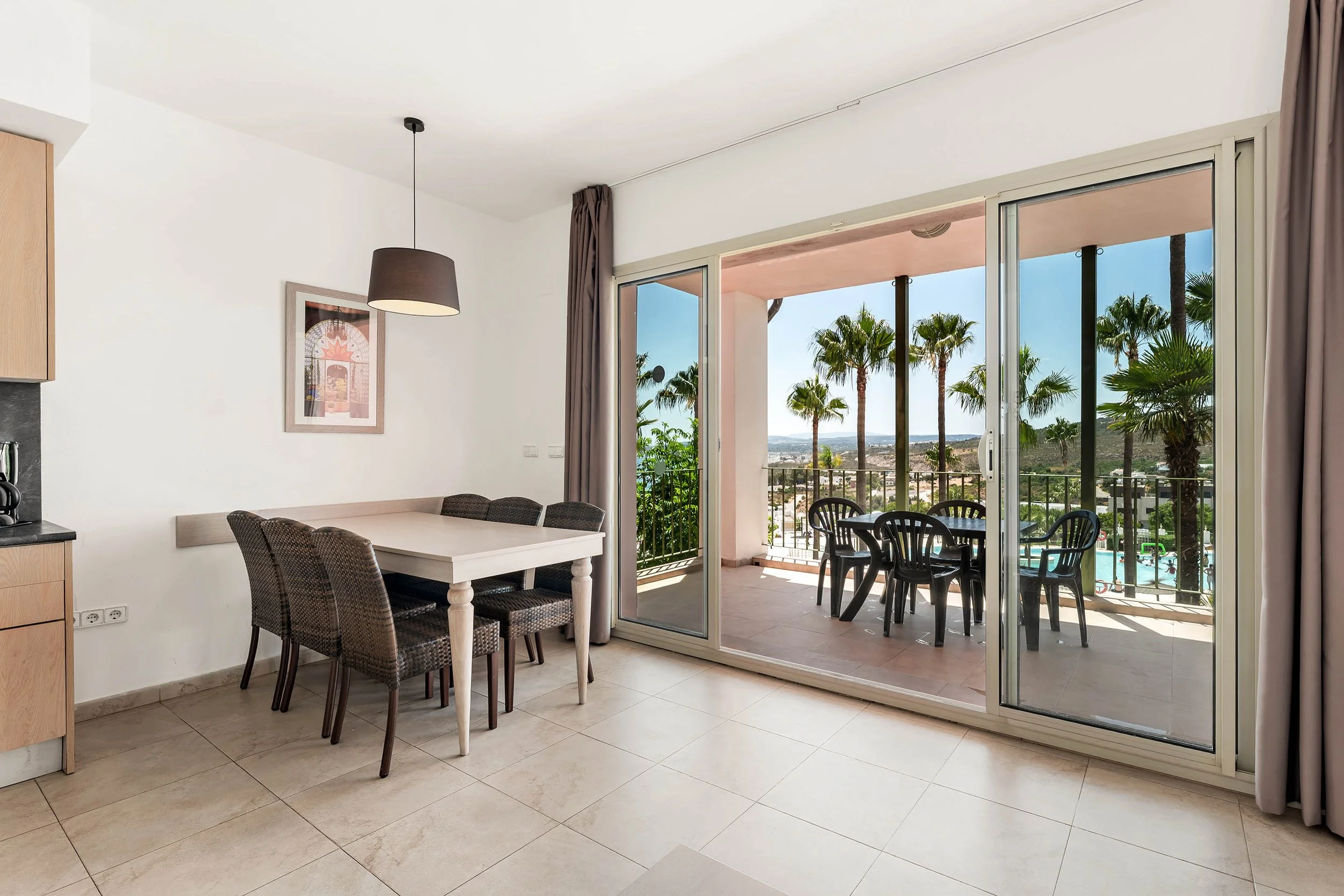 Costa del Sol Aparthotel-10.jpg