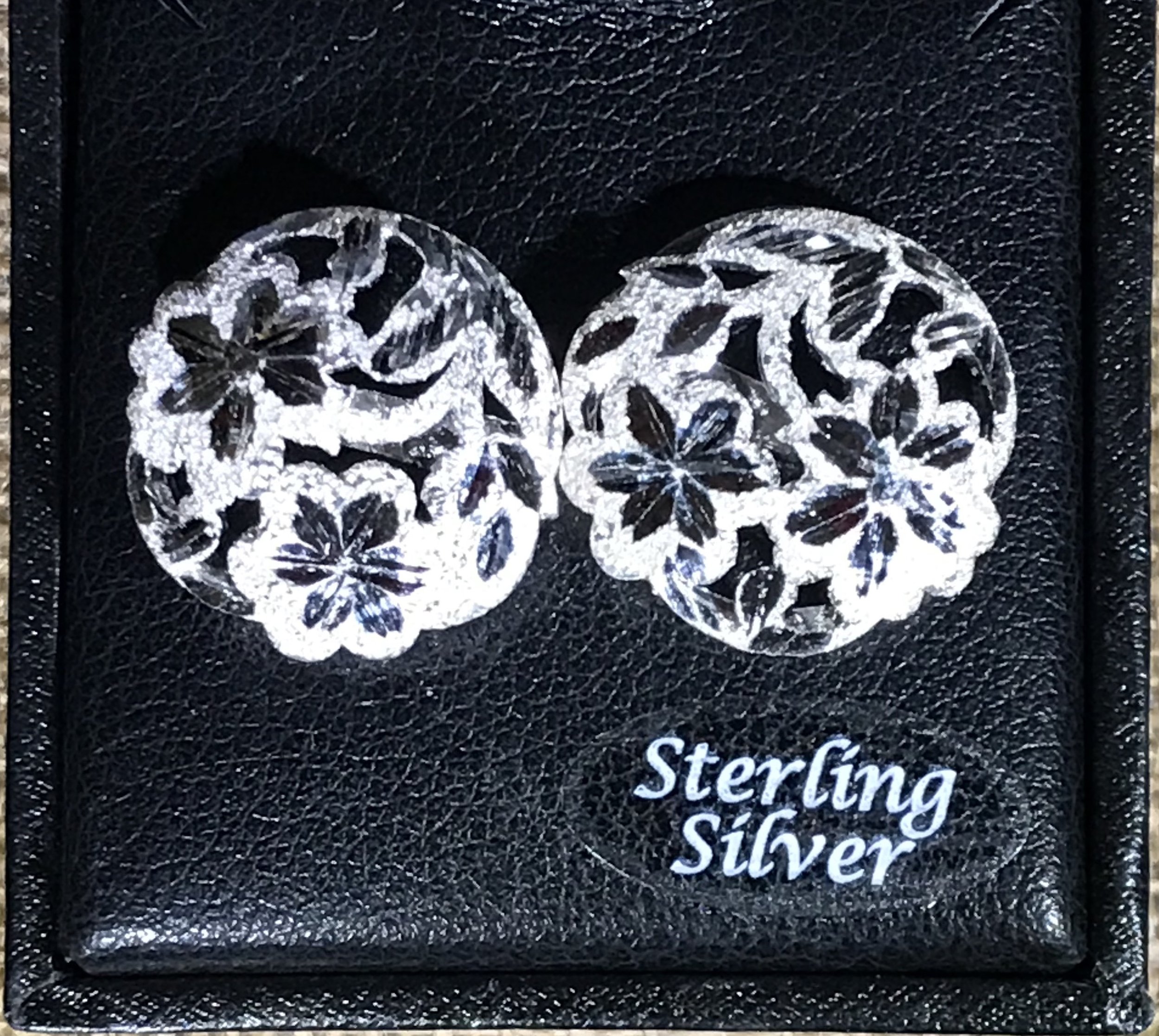 Earrings_Cropped.jpeg