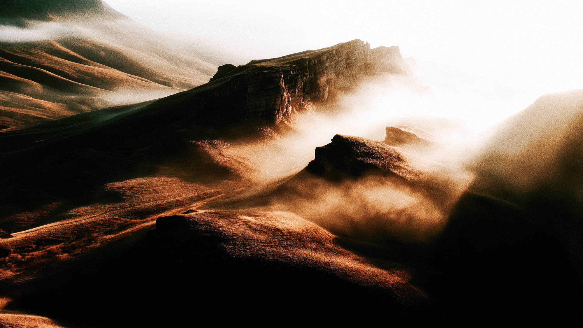 MOUNTAINS2 copie.png