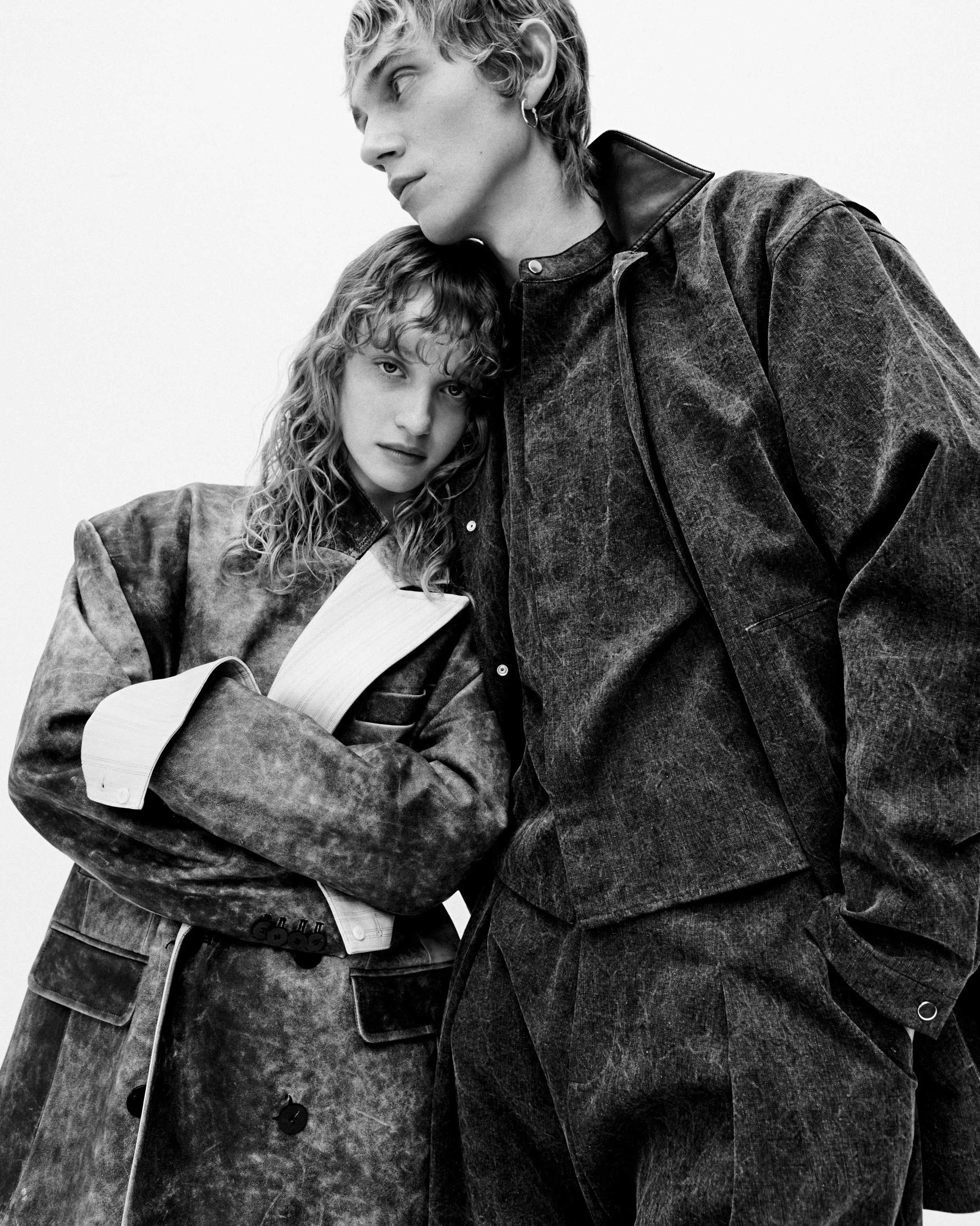 Duel Magazine-01-536_NB.jpg