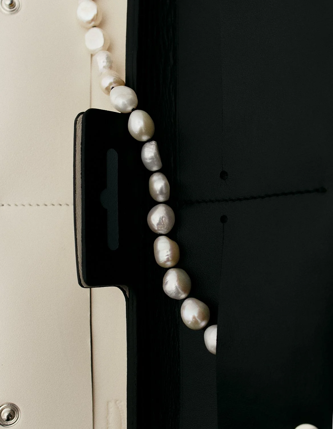 ARCHIVE FUTURES_JUIN25_NATURE MORTE_177_WEB.jpg