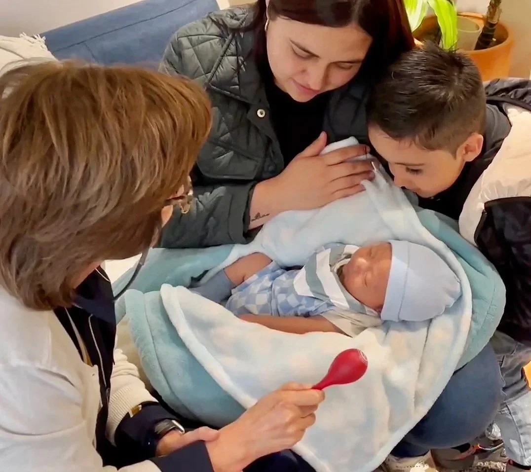 NBO training participants collaborating in small group - learning to support parent-infant relationships from birth. parent-infant relationship training, early intervention training, collaborative learning