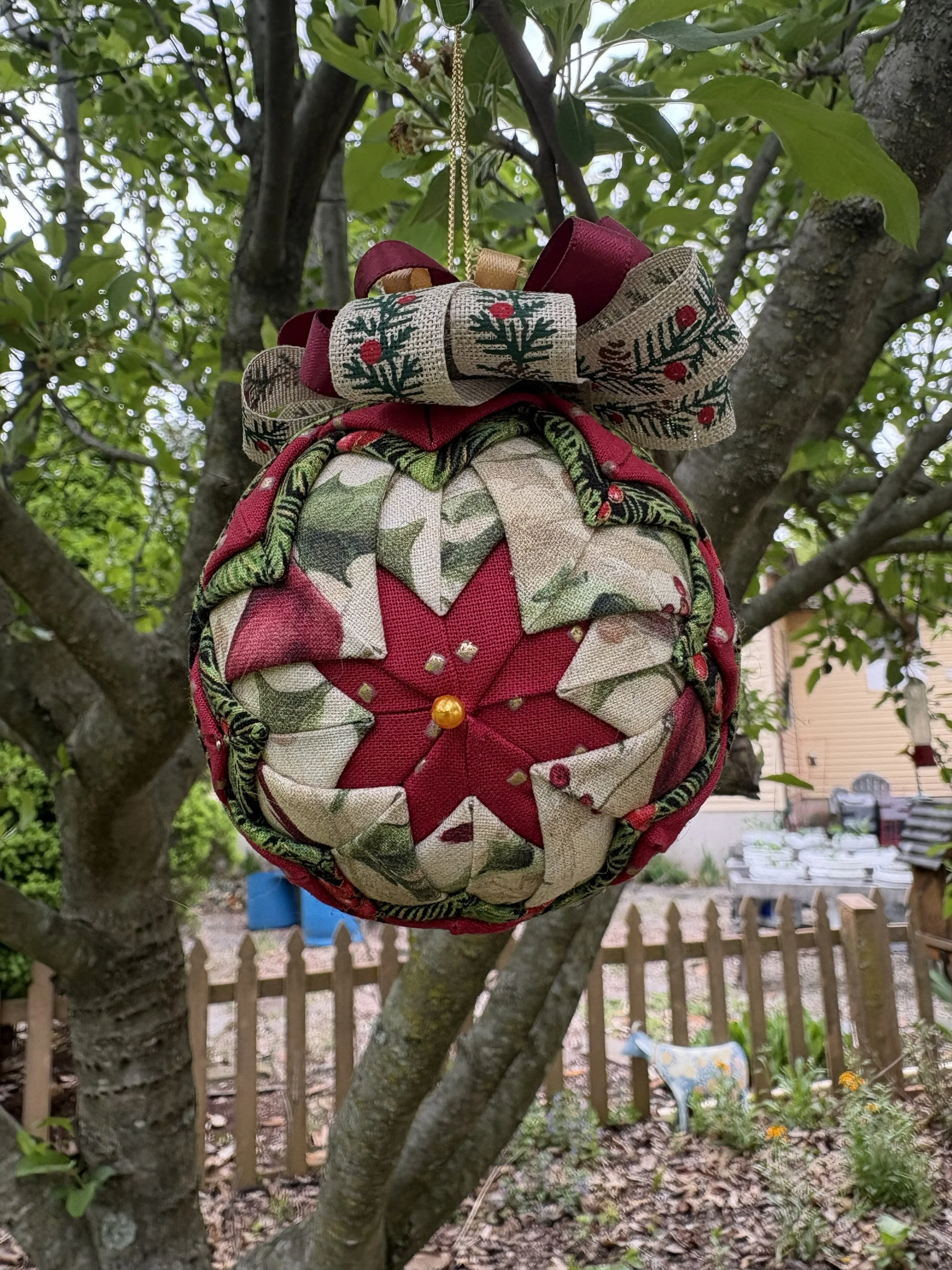 joanne ornament 3.jpeg