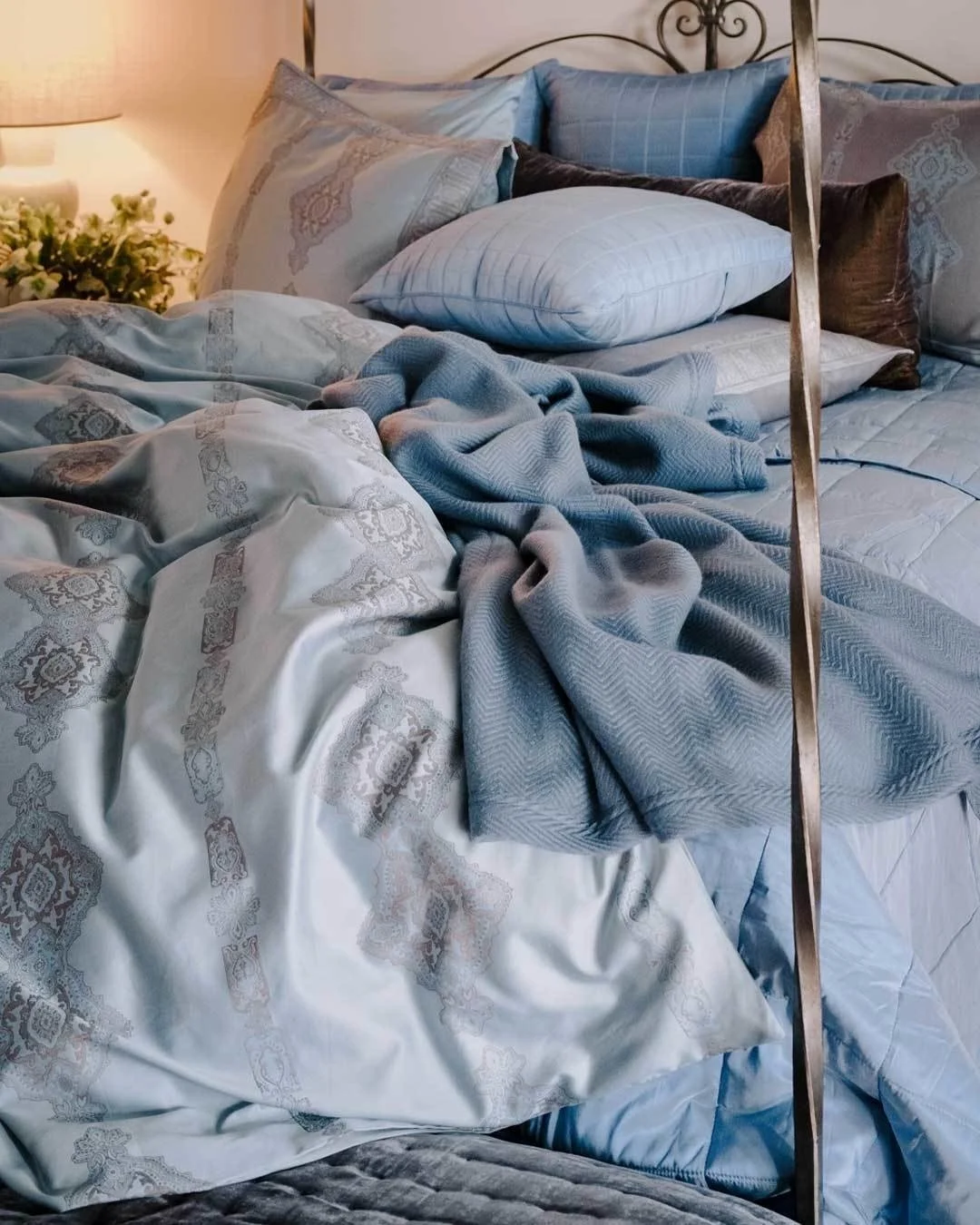 When the season is slow to shift&hellip;

&ldquo;Spring&rdquo; has been unseasonably cold here in Vermont - it snowed a few days ago, covering everything in white once again.

For now, we&rsquo;re still reaching for the lived-in layers we love.

Are 