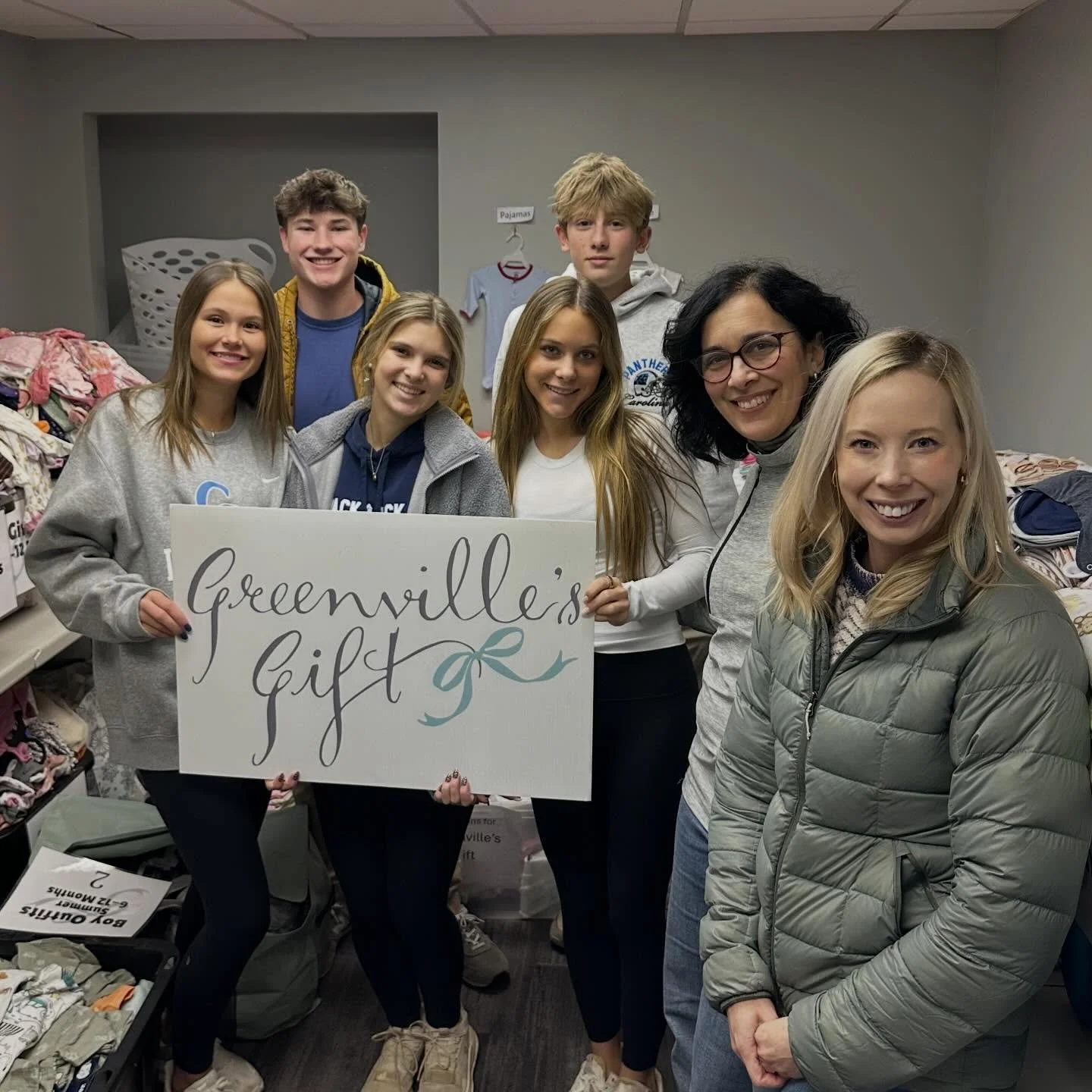 What a morning! Thanks to these volunteers from Christ Church Episcopal School who helped with so much during their Martin Luther King Jr Day of Service! @ccescavaliers