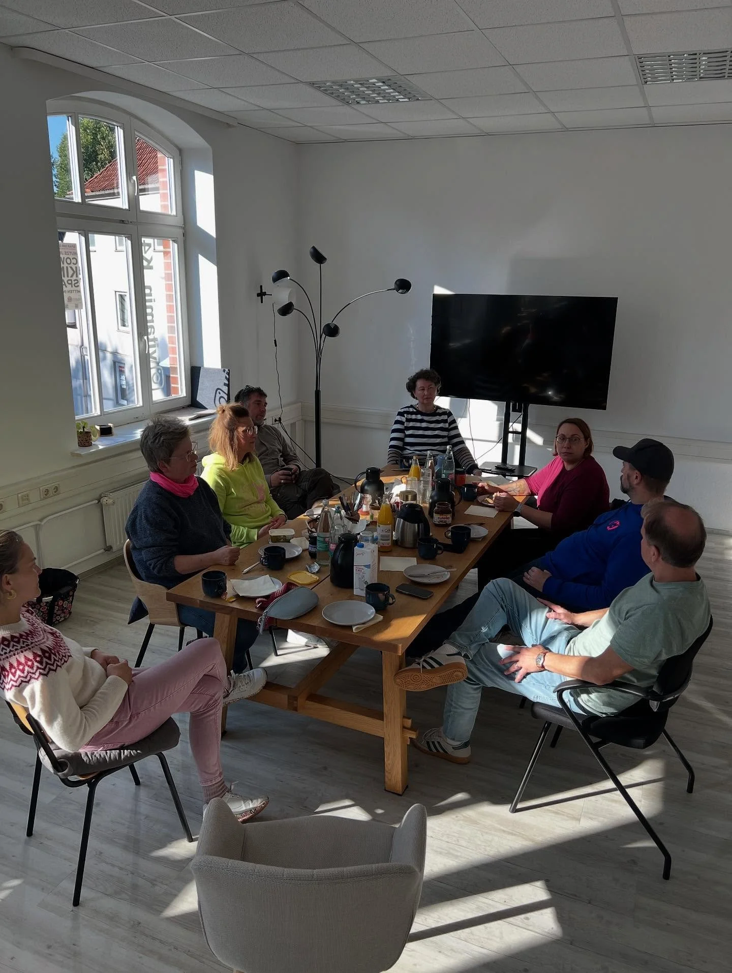 Ein sehr sch&ouml;nes Community-Fr&uuml;hst&uuml;ck im #vitamin_k4 mit anregenden Gespr&auml;chen und allerlei lustigen Anekdoten. Sch&ouml;n, dass ihr dabei wart: 
@donkey_oaks @strategieundmensch @humano_von_mensch_zu_mensch @dr.katrin.terjung @mot