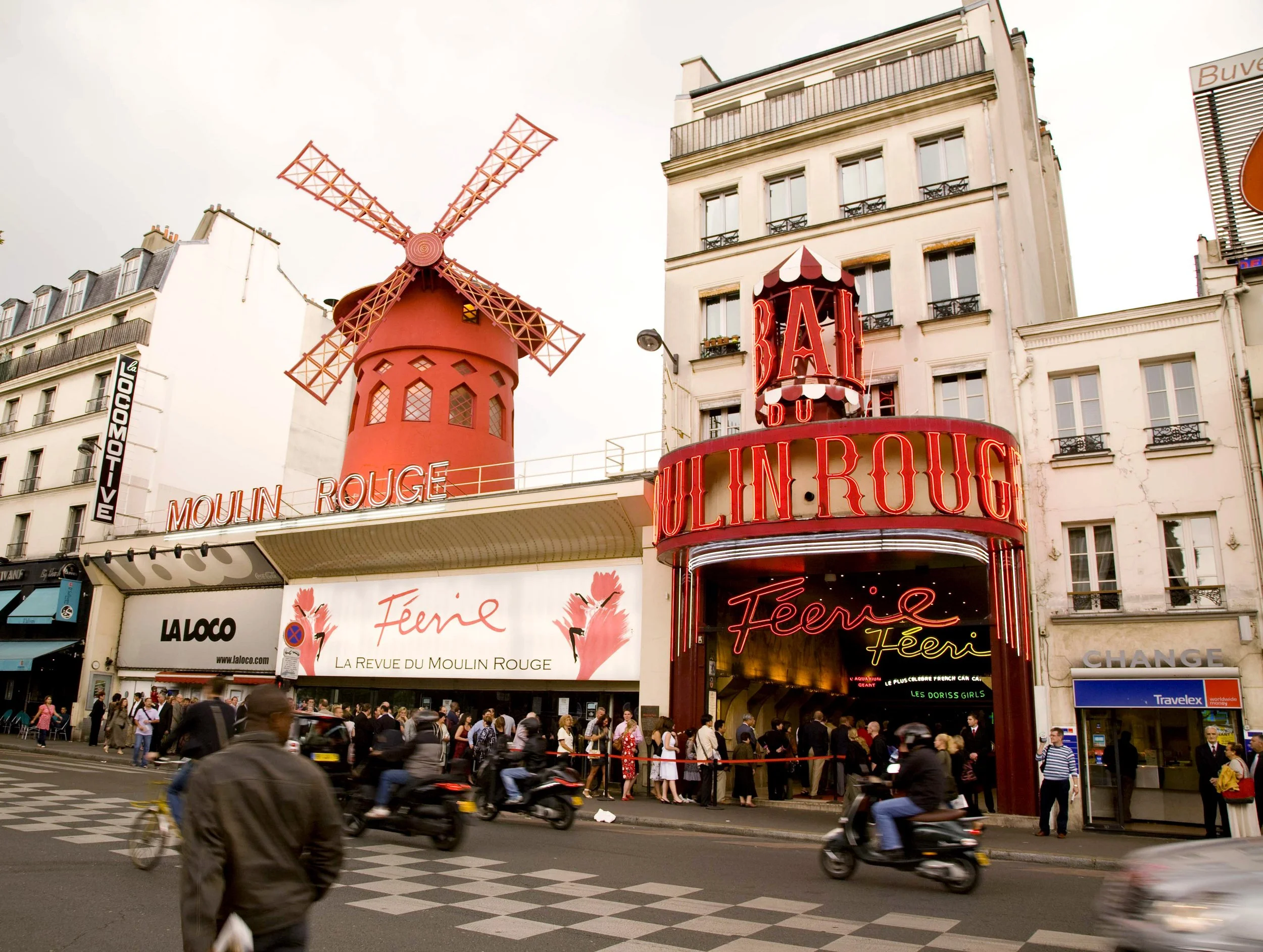 Moulin-Rouge-edit.jpg