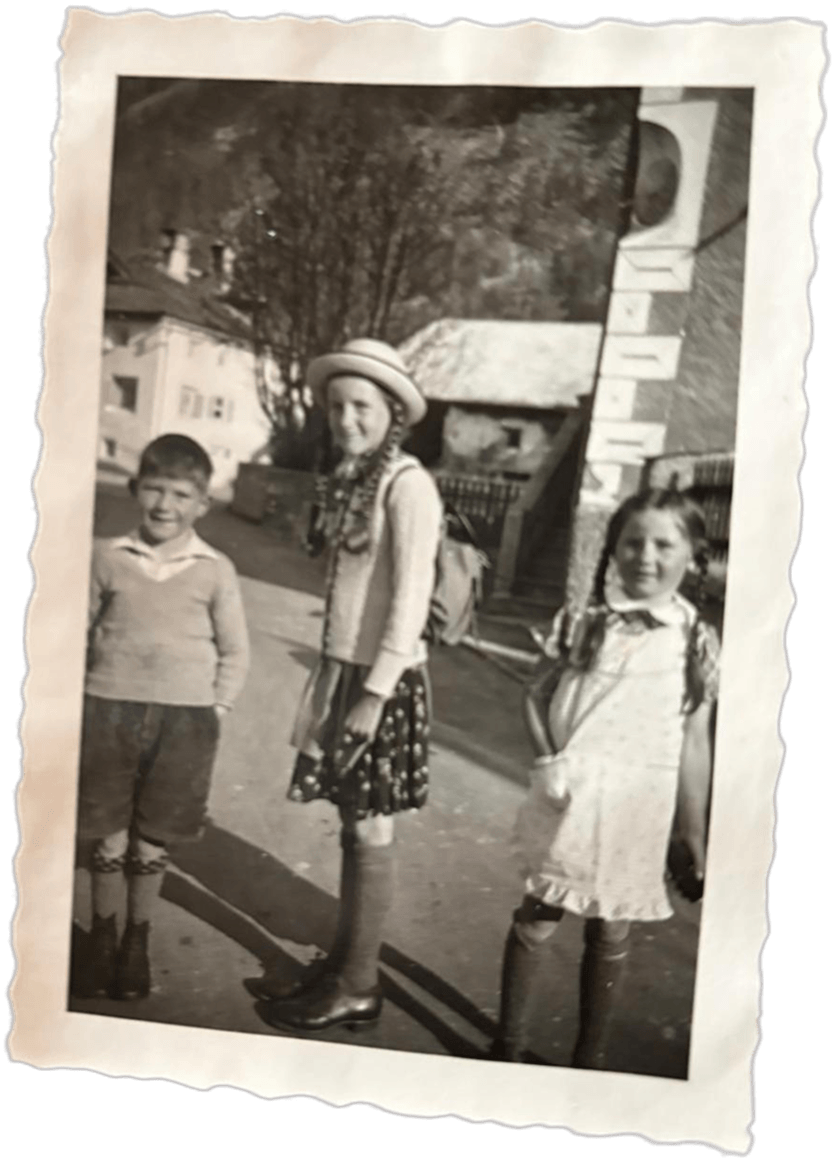 Linard, Maria and Christina Godly. Courtesy of Maria Godly