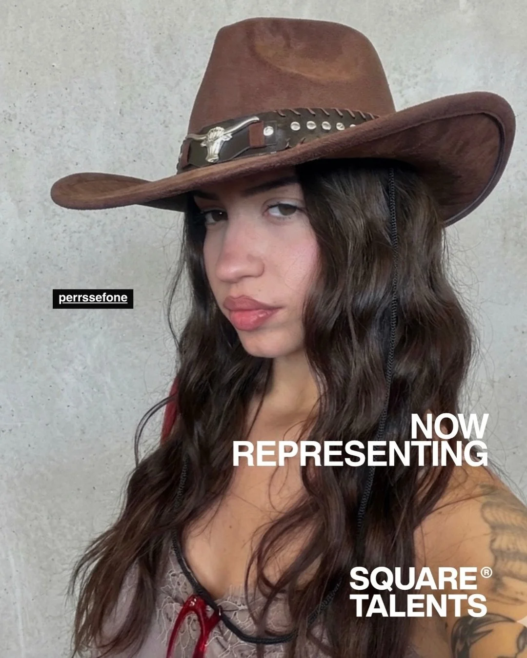 tambi&eacute;n damos la bienvenida a @perrssefone! 🤍 #NewSquareTalent