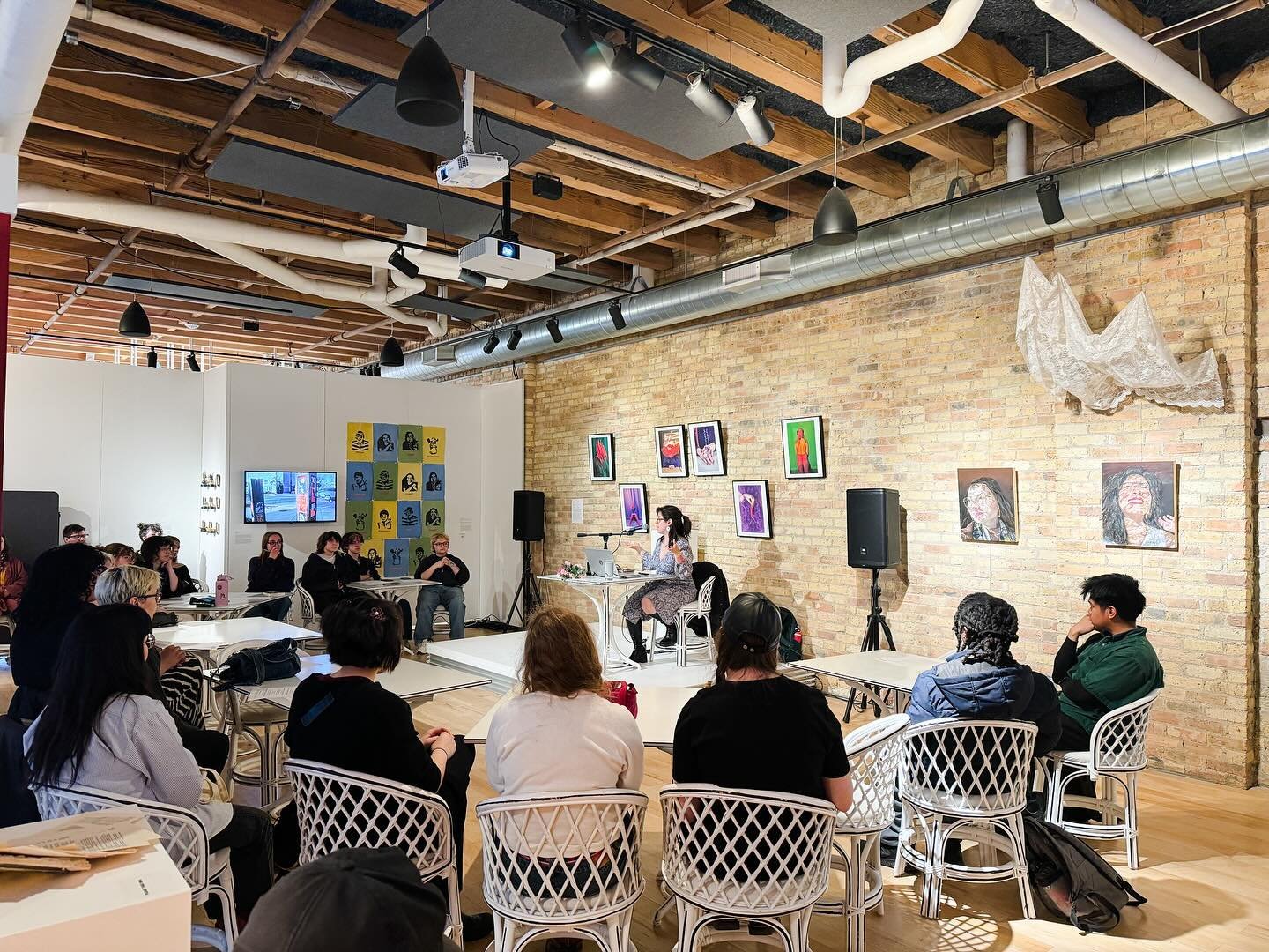 HUB pic of the day 🩵

#HUBpicoftheday

Andrea Cabrera Manuel presented her artist talk titled, &lsquo;Familiar Voices&rsquo;. This talk is one of nine featured programming events for the current &ldquo;2023-2024 MARNmentorship Exhibition&rdquo;.

Vi