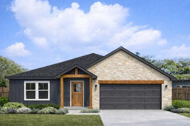 1421 W Ball St (Weatherford)- Coming Soon