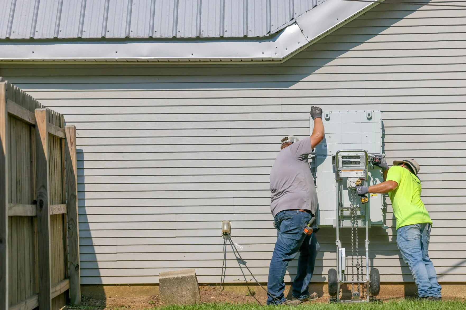 Virtual power plant advances, makes backup batteries effectively free for lower-income homes