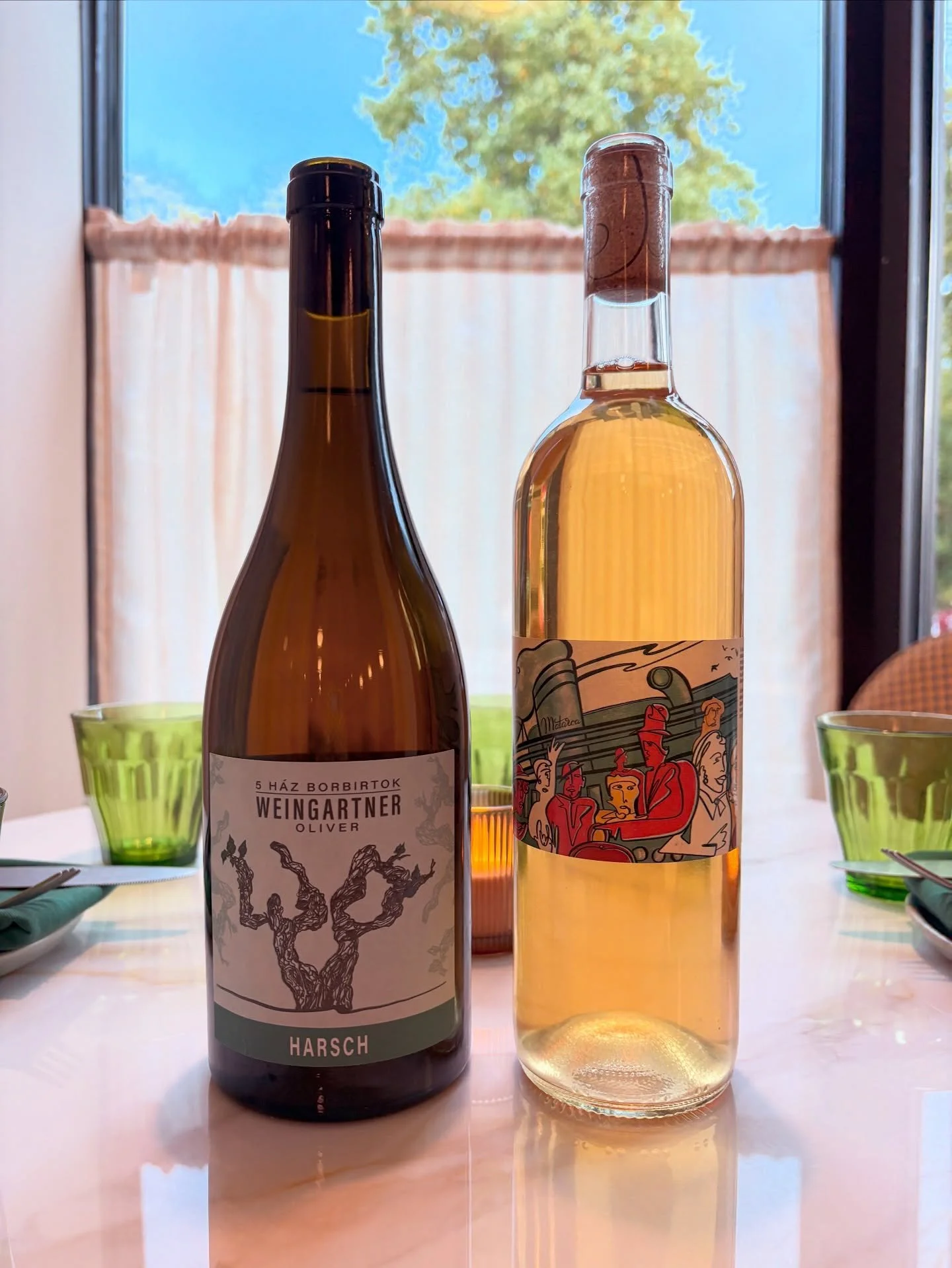 We&rsquo;ve got two beautiful orange wines on the menu right now with very different personalities! 

1️⃣ 2023 Oliver Weingartner &ldquo;Harsch&rdquo; &mdash; an elegant wine from Soml&oacute; Hill, Hungary, made from H&aacute;rslevelű &mdash; an aro