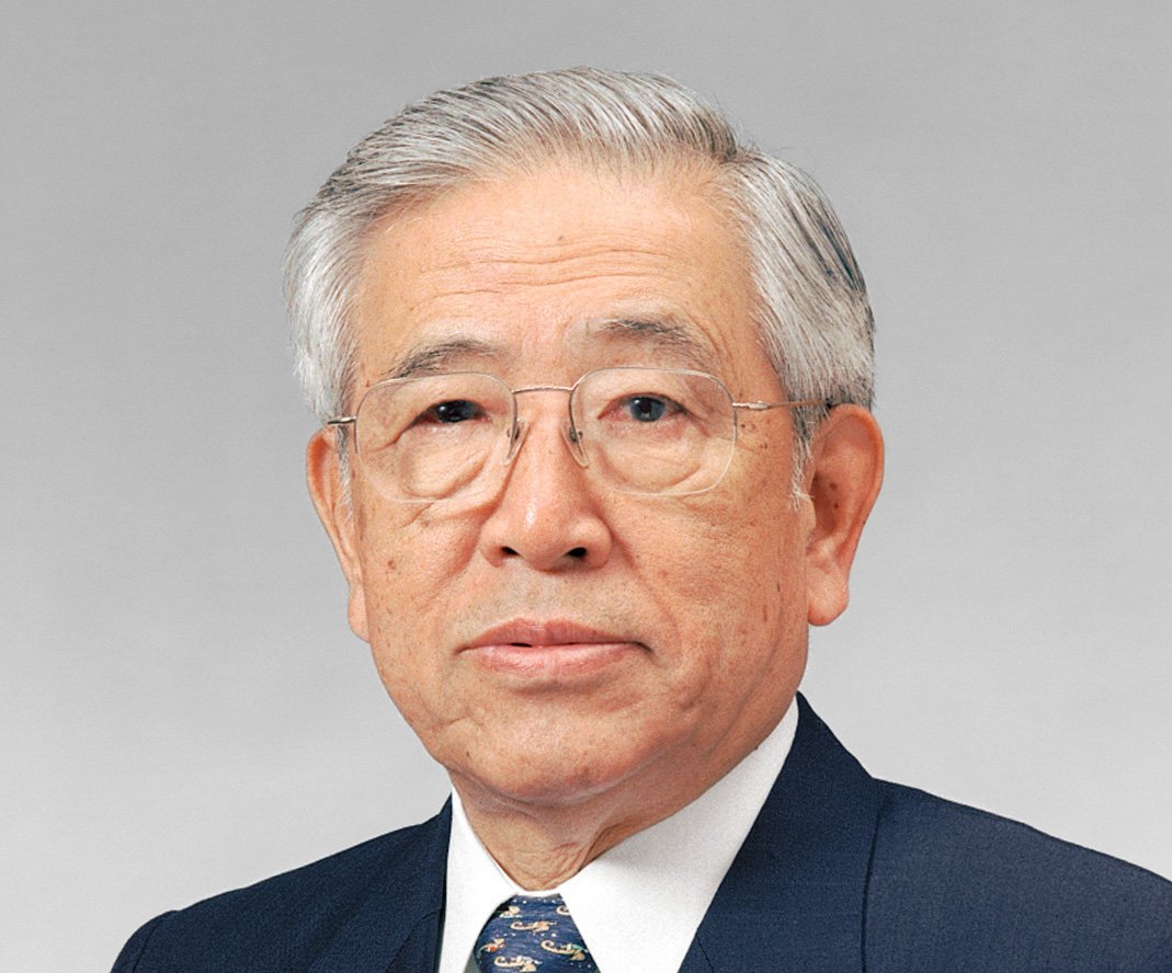 Son of Toyota’s Founder Dies at Age 97