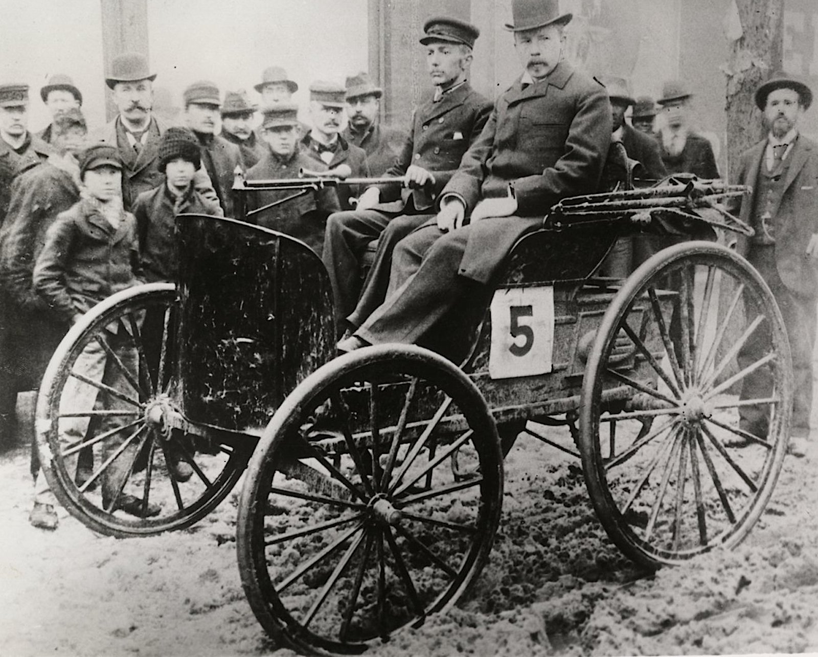 The First Auto Race in America
