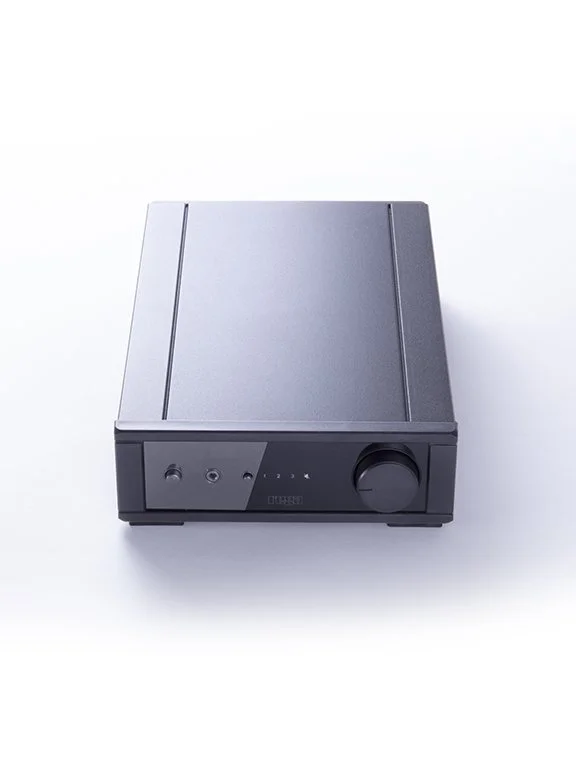 io amp front view high case lighting.jpg