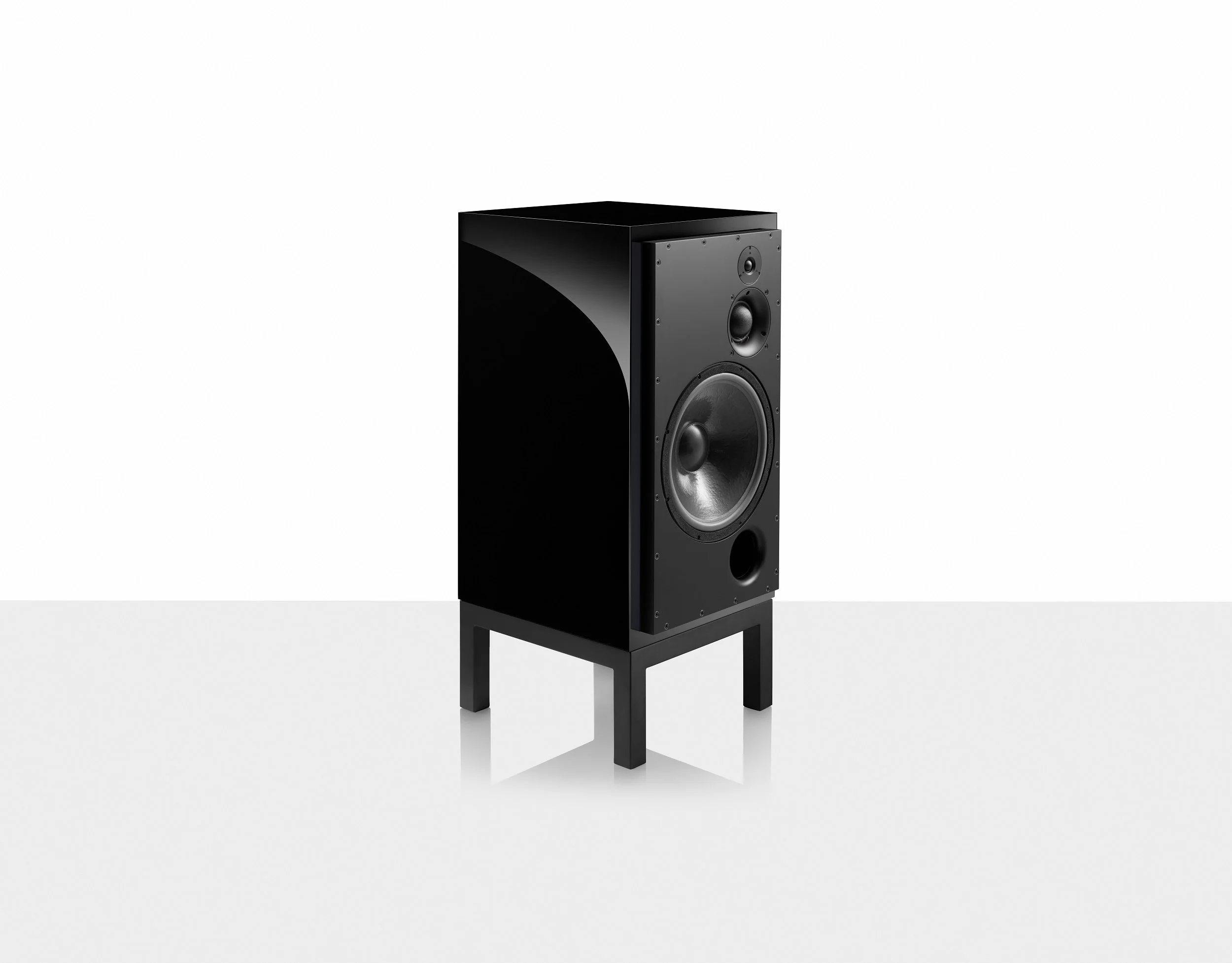 SCM150 Classic Piano Black - Low Res.jpg