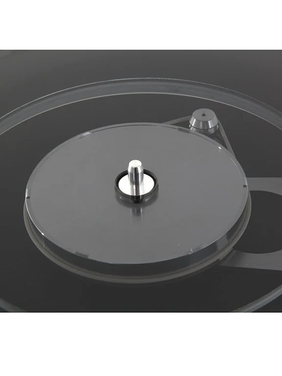 PL6 hub centre detail.jpg