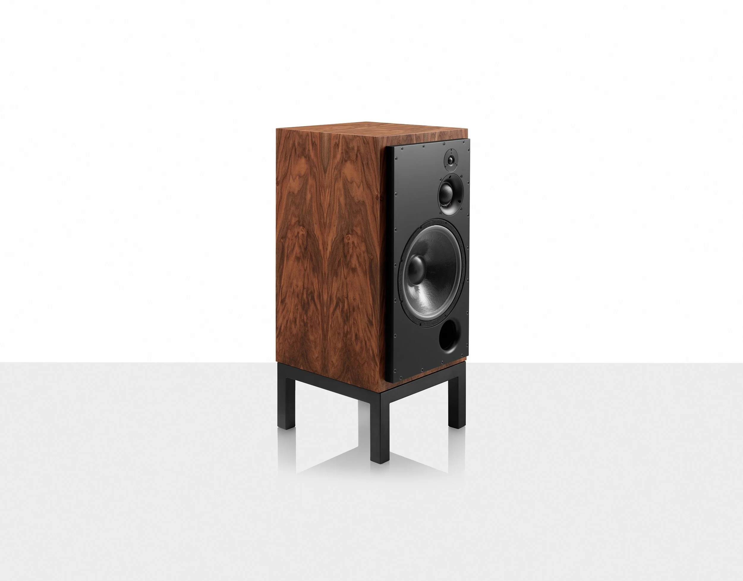 SCM150 Classic Euro Walnut - Low Res.jpg