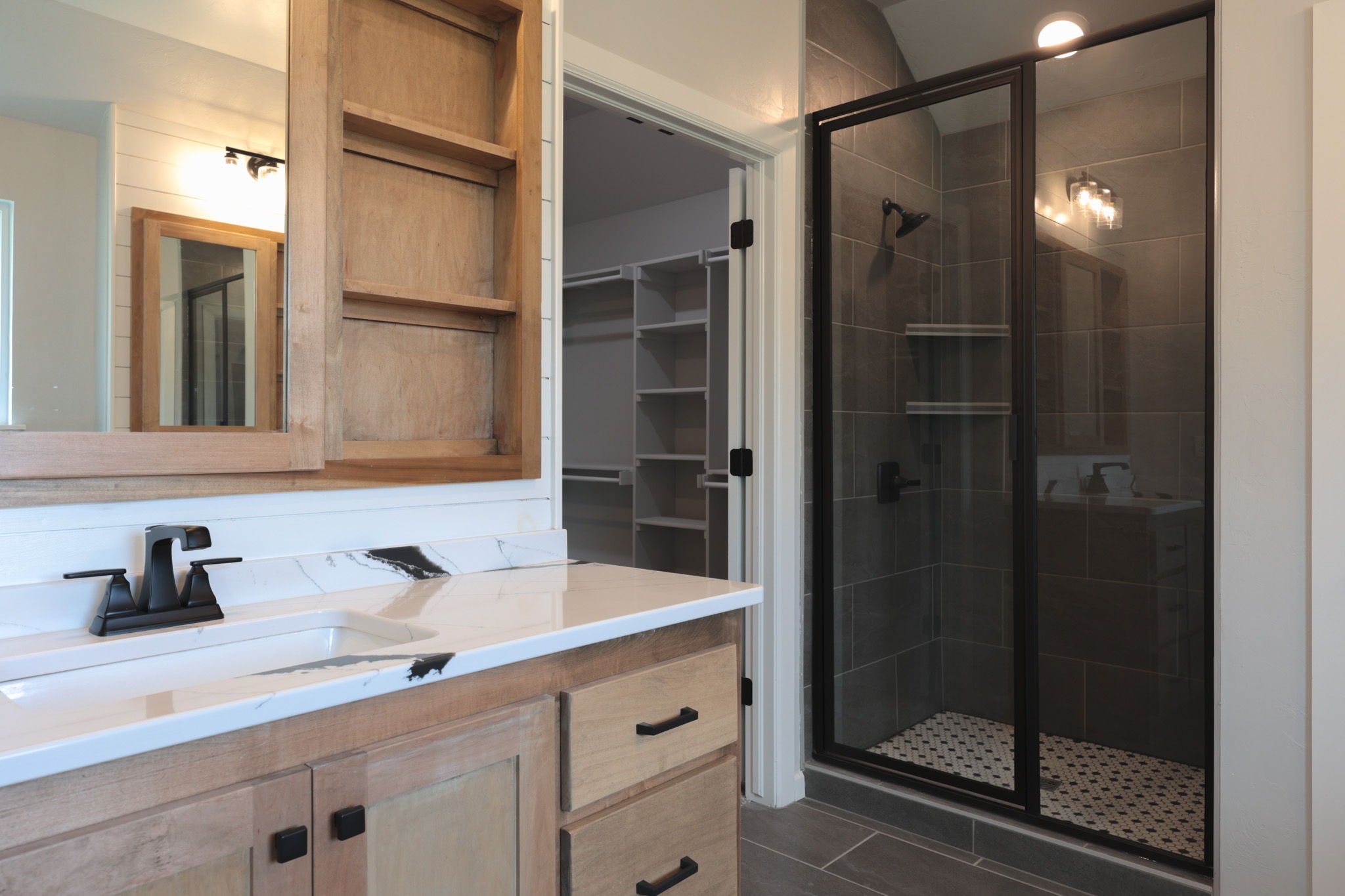 55-web-or-mls-8430 hidden creek-sm-9.jpg