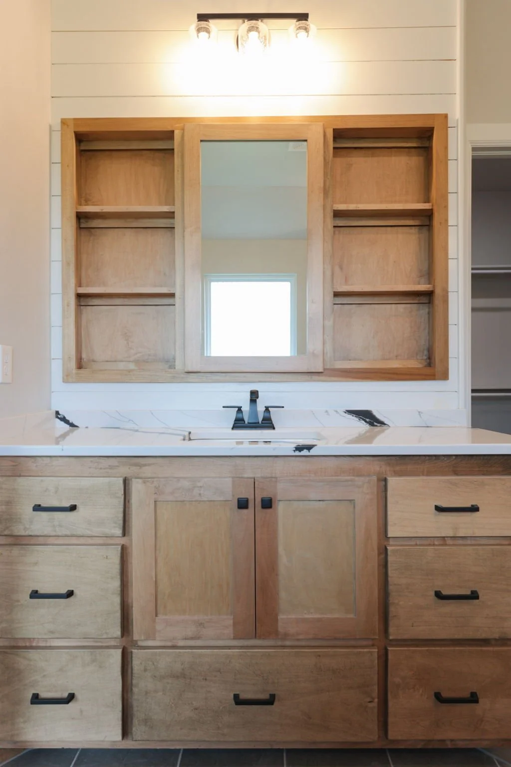 57-web-or-mls-8430 hidden creek-sm-11.jpg