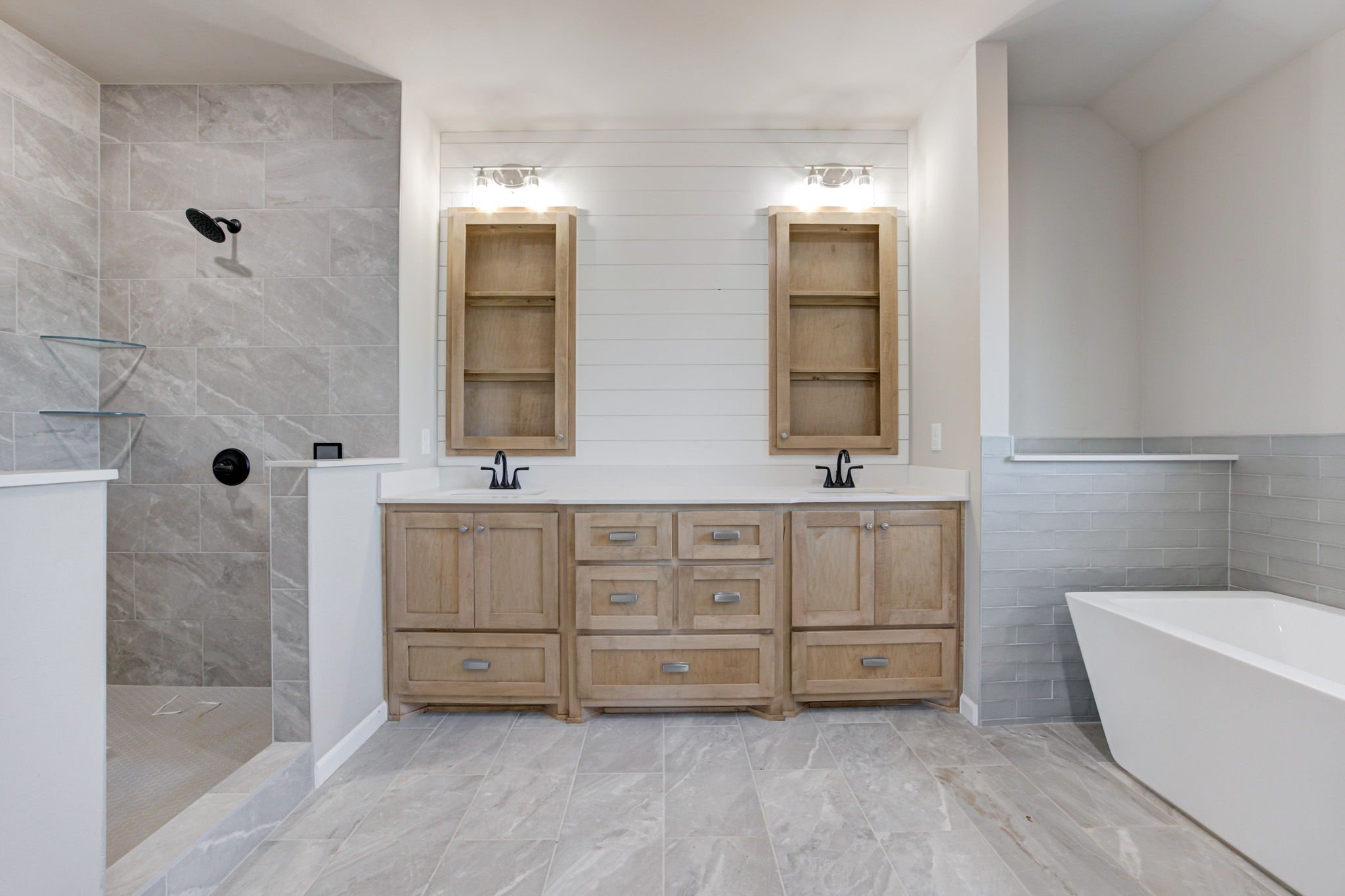 32-web-or-mls-1135 valley view ln-32.jpg