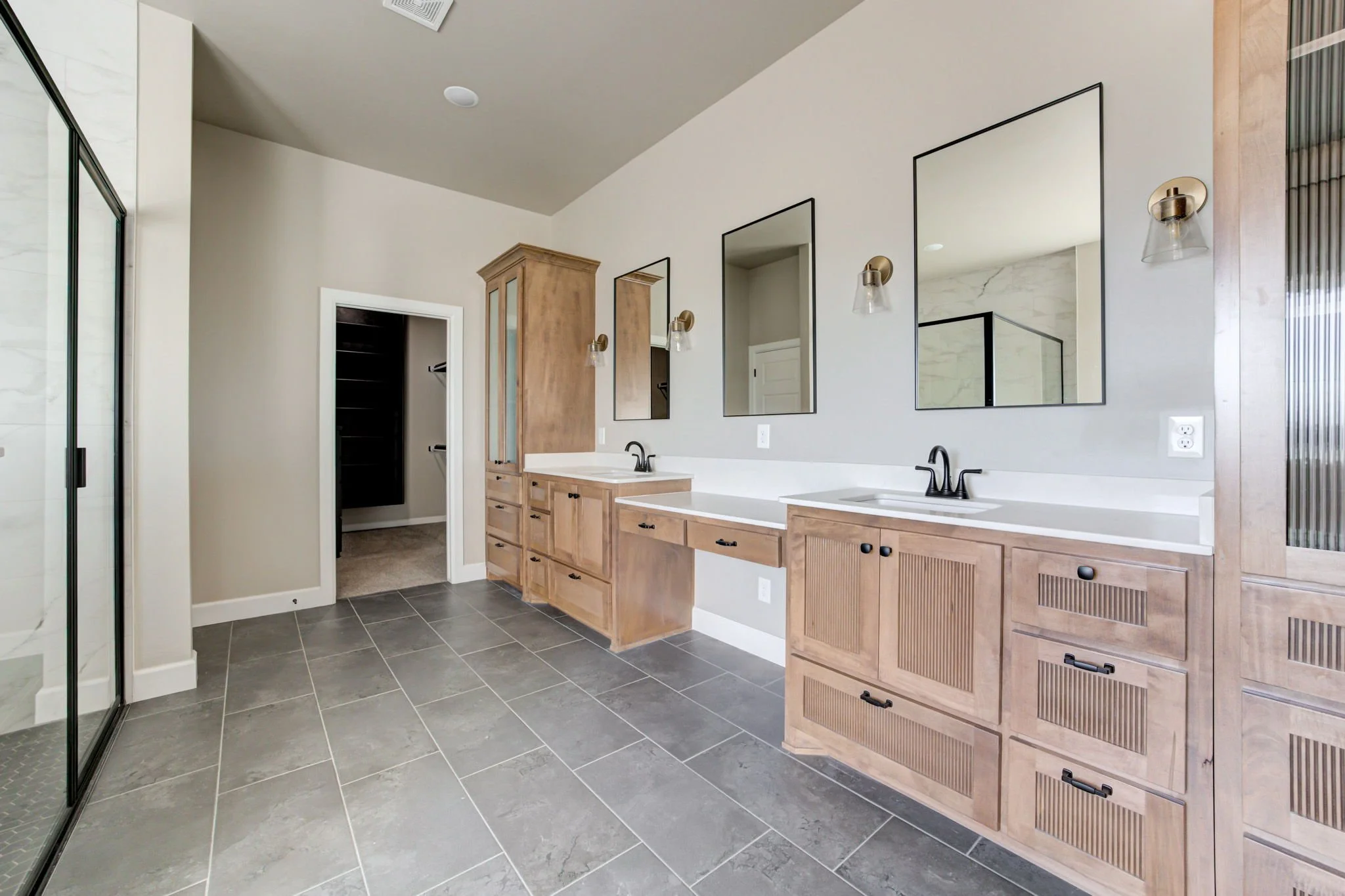 32-web-or-mls-3700 joshua ln-32.jpg