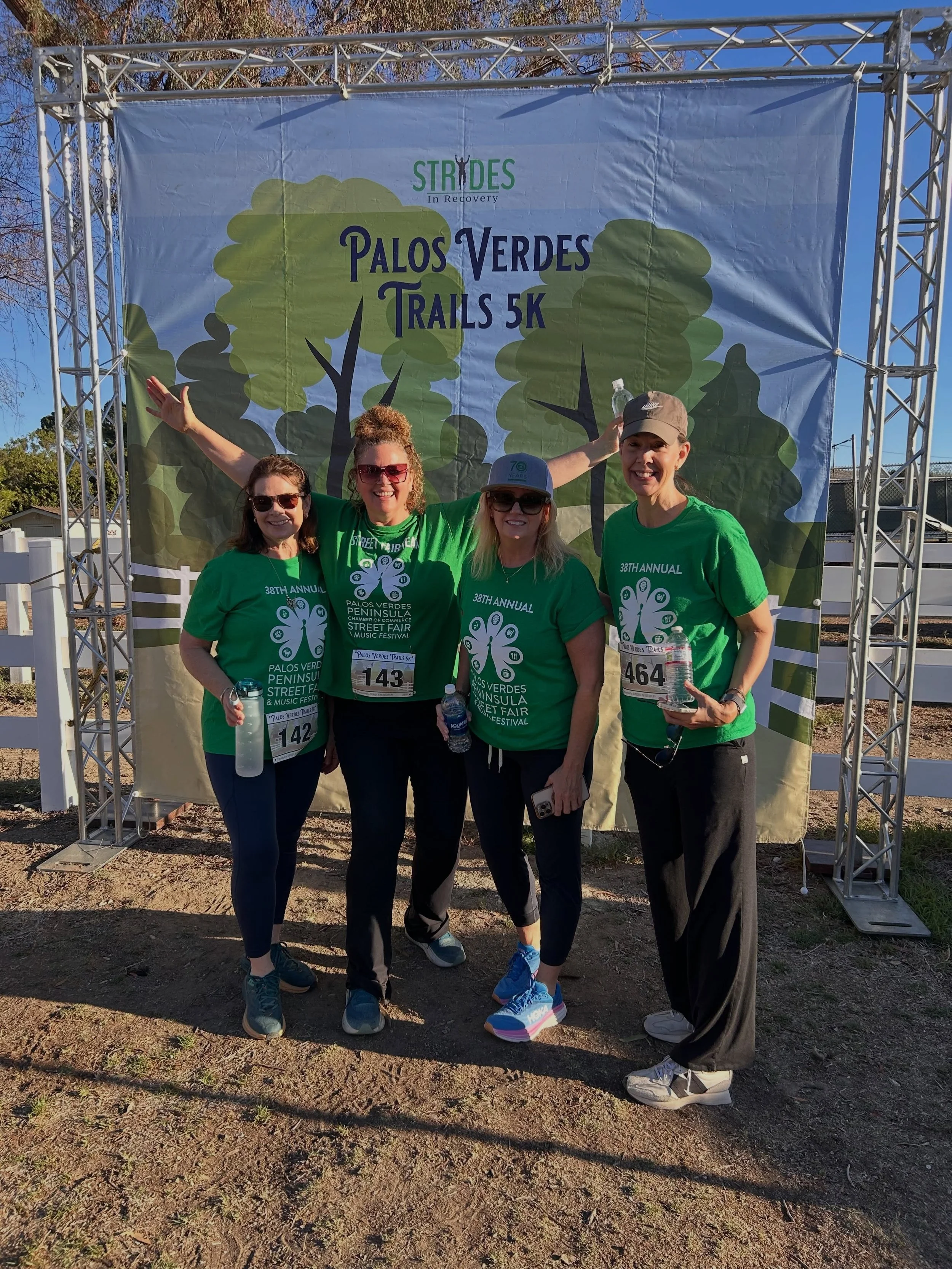 What an amazing turnout for the Strides in Recovery @stridesinrecovery 5k! Beautiful trail run/walk that brought out such an inspiring group to support the cause!! Thank you Leslie Gold for including the @pvpchamber  in your program and to our amazin