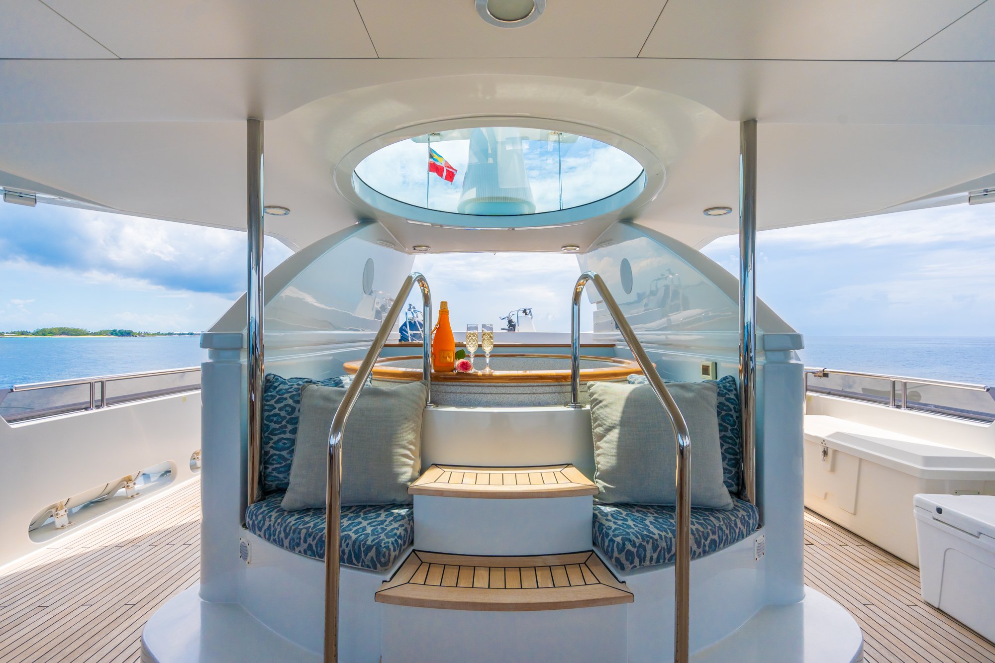 Yacht Miss Stephanie_New Edit_Int and Ext_Low Res_009.jpg