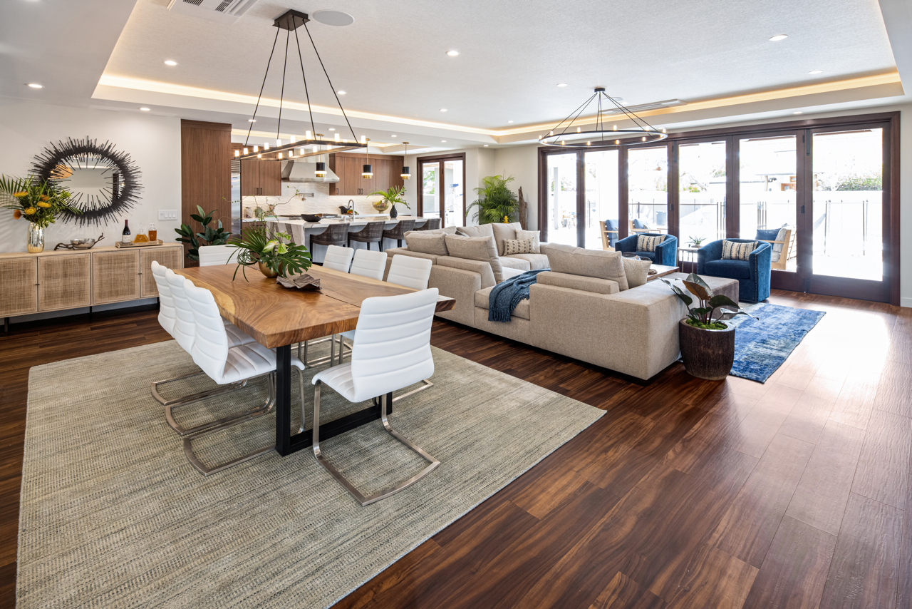 DiningRoom1 copy Large.png