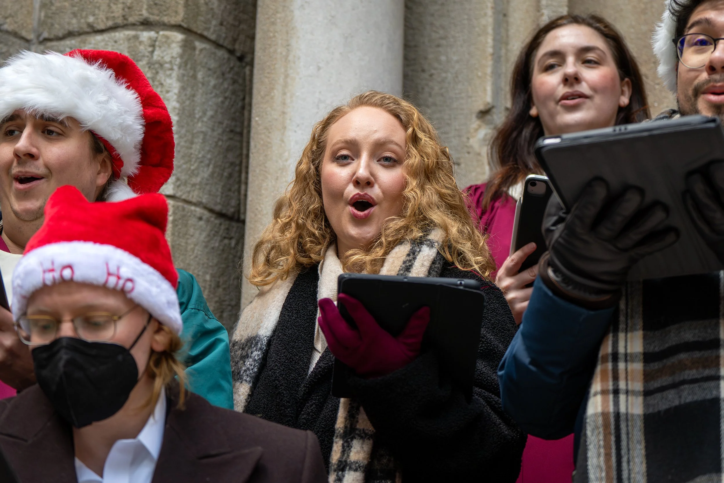 CAROLING2025_027.jpg