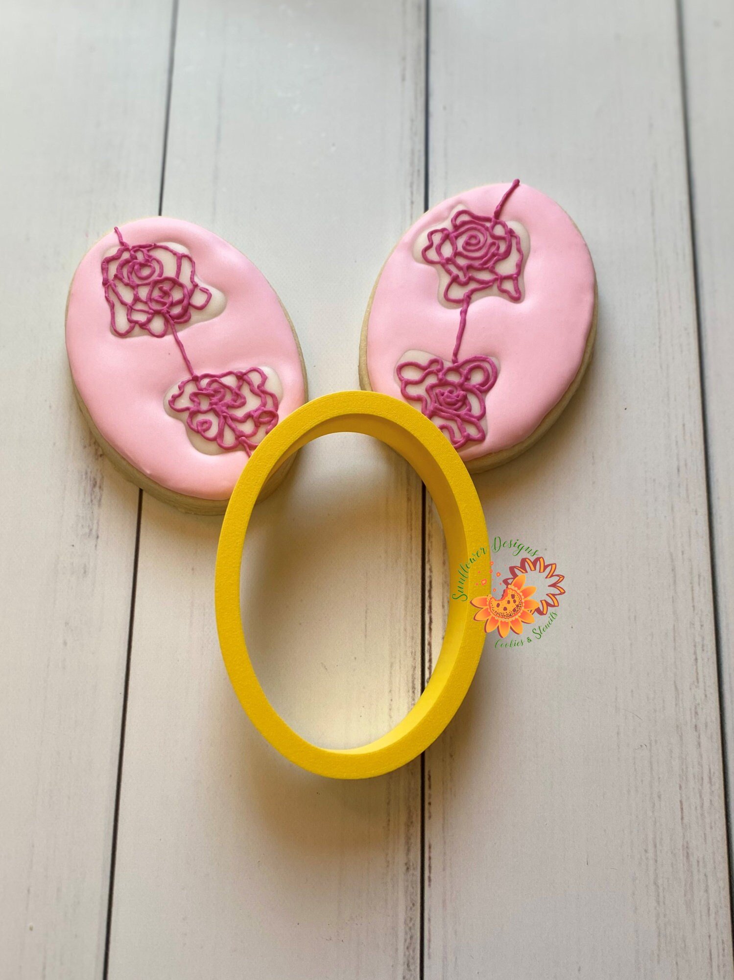 The Elegant "Oval" Cookie Cutter
