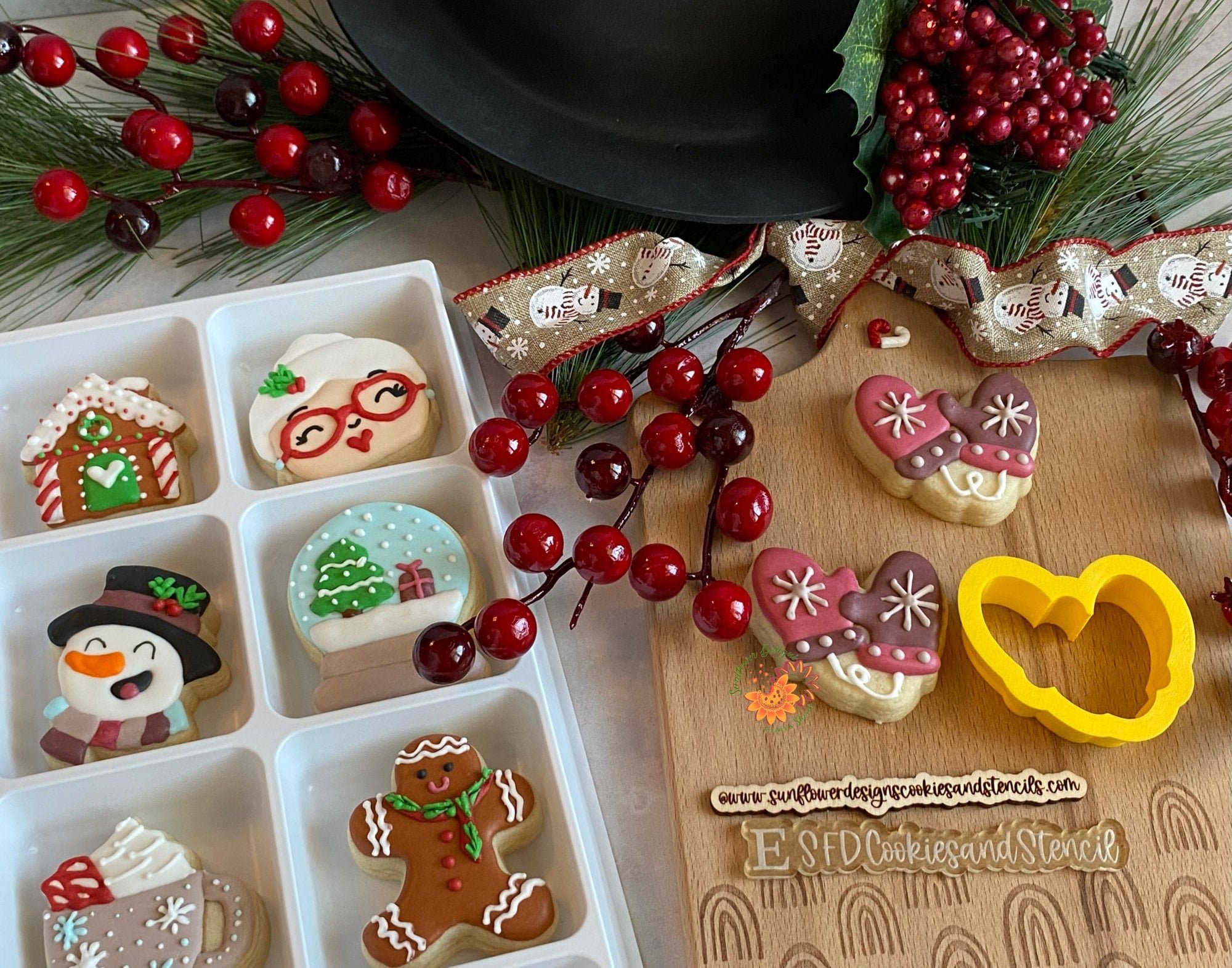 Winter Mittens Cookie Cutter
